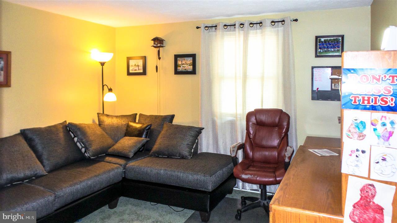 QUAIL HEIGHTS - Residential