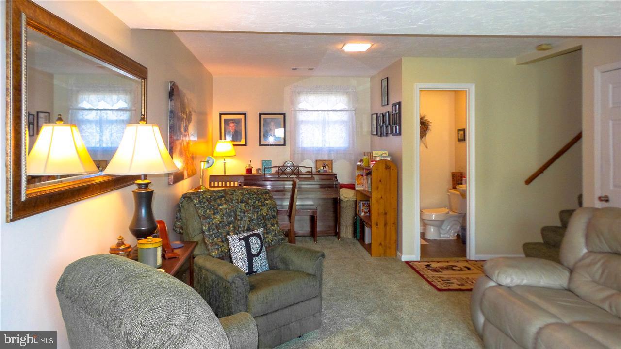 QUAIL HEIGHTS - Residential