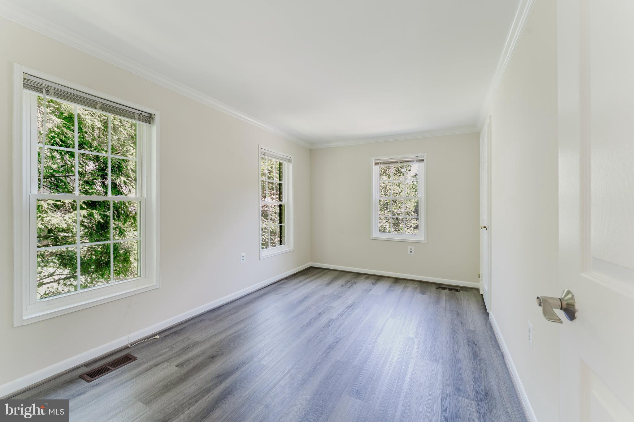 CARDINAL GLEN - Residential