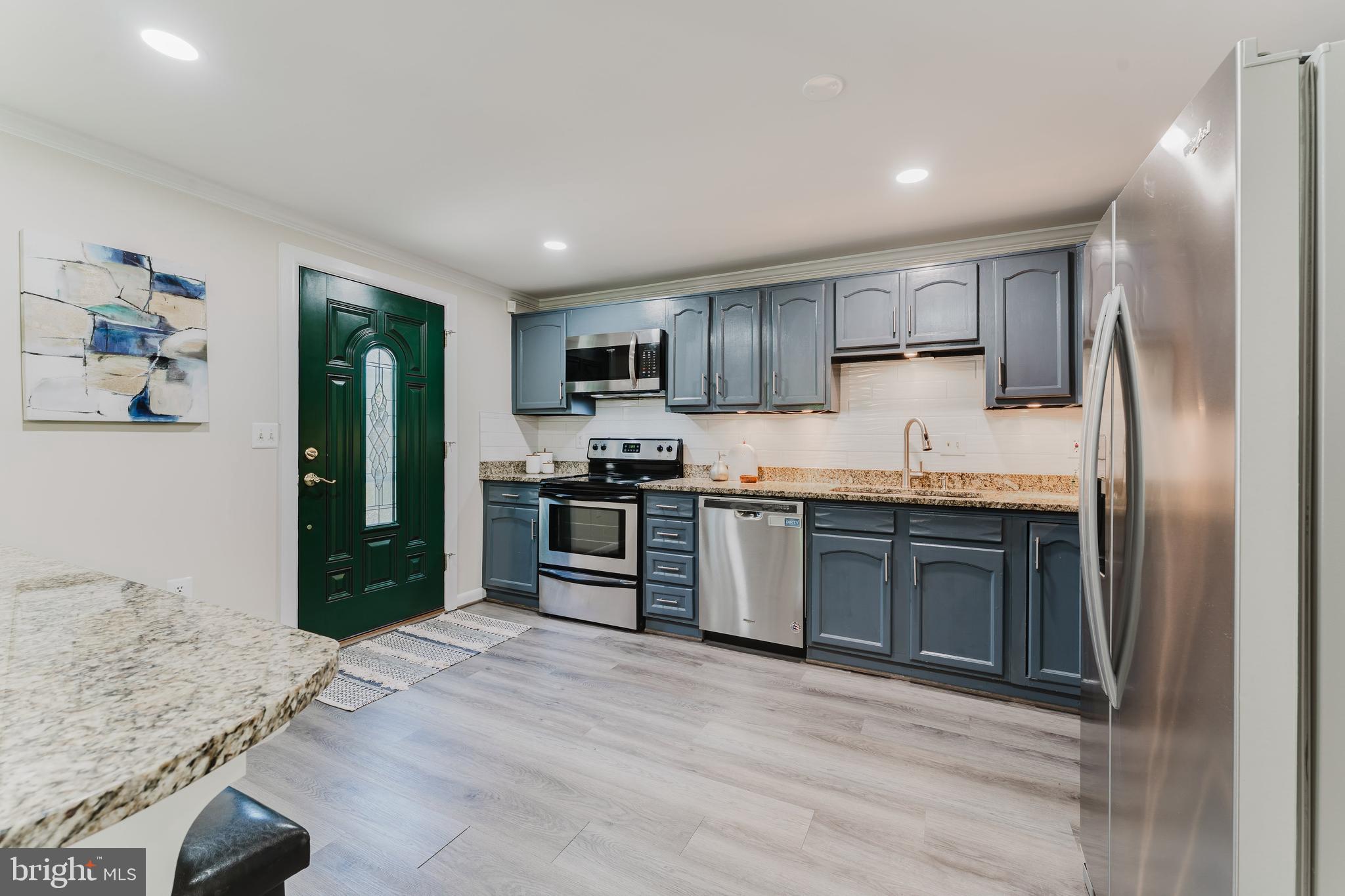 CARDINAL GLEN - Residential