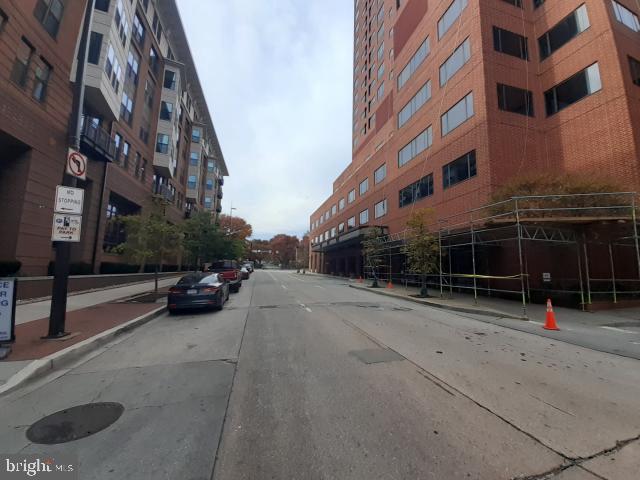 HARBOR COURT CONDOMINIUMS - Residential