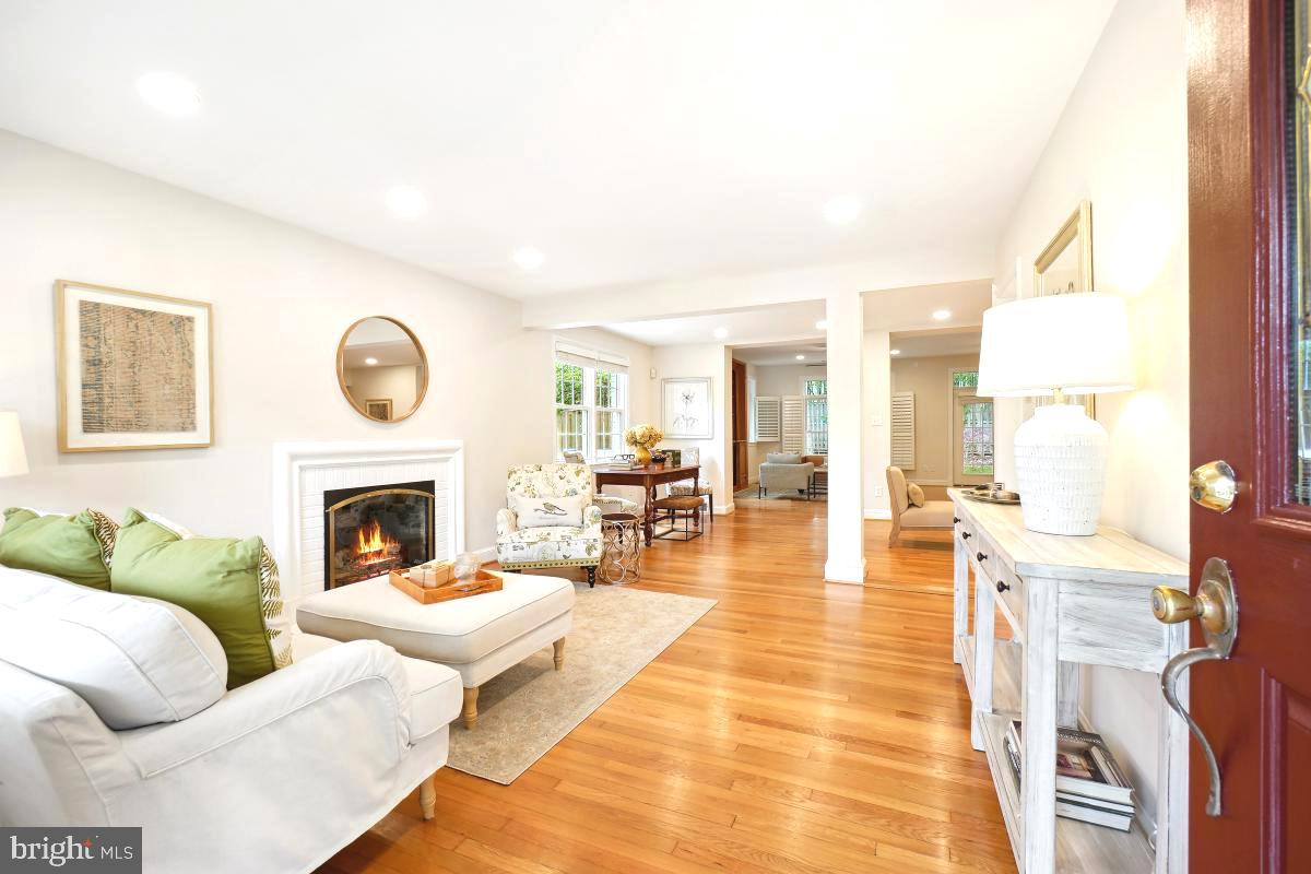 HILLMEAD - Residential