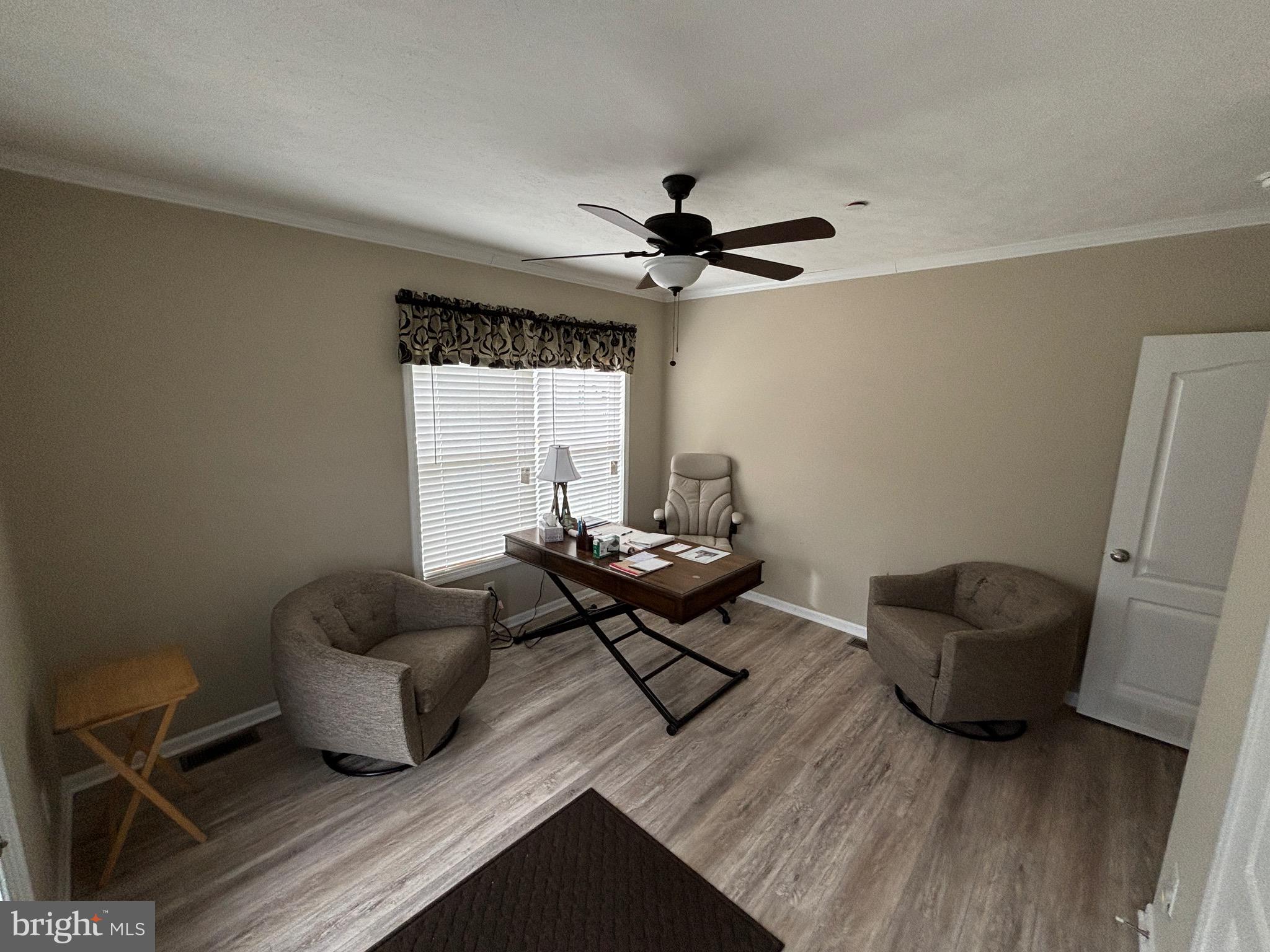MIDDLE RIVER - Residential
