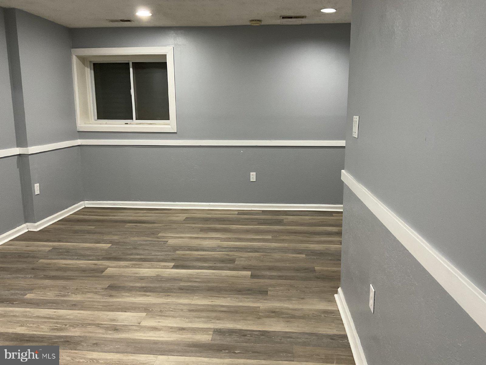 HARMANS WOODS - Residential Lease