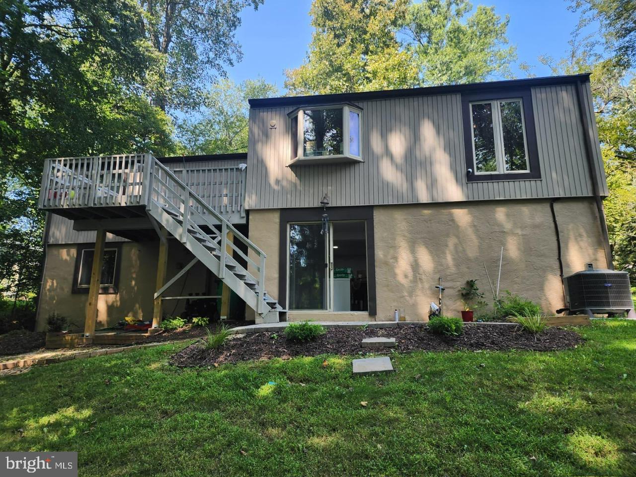 VILLAGE OF OWEN BROWN - Residential