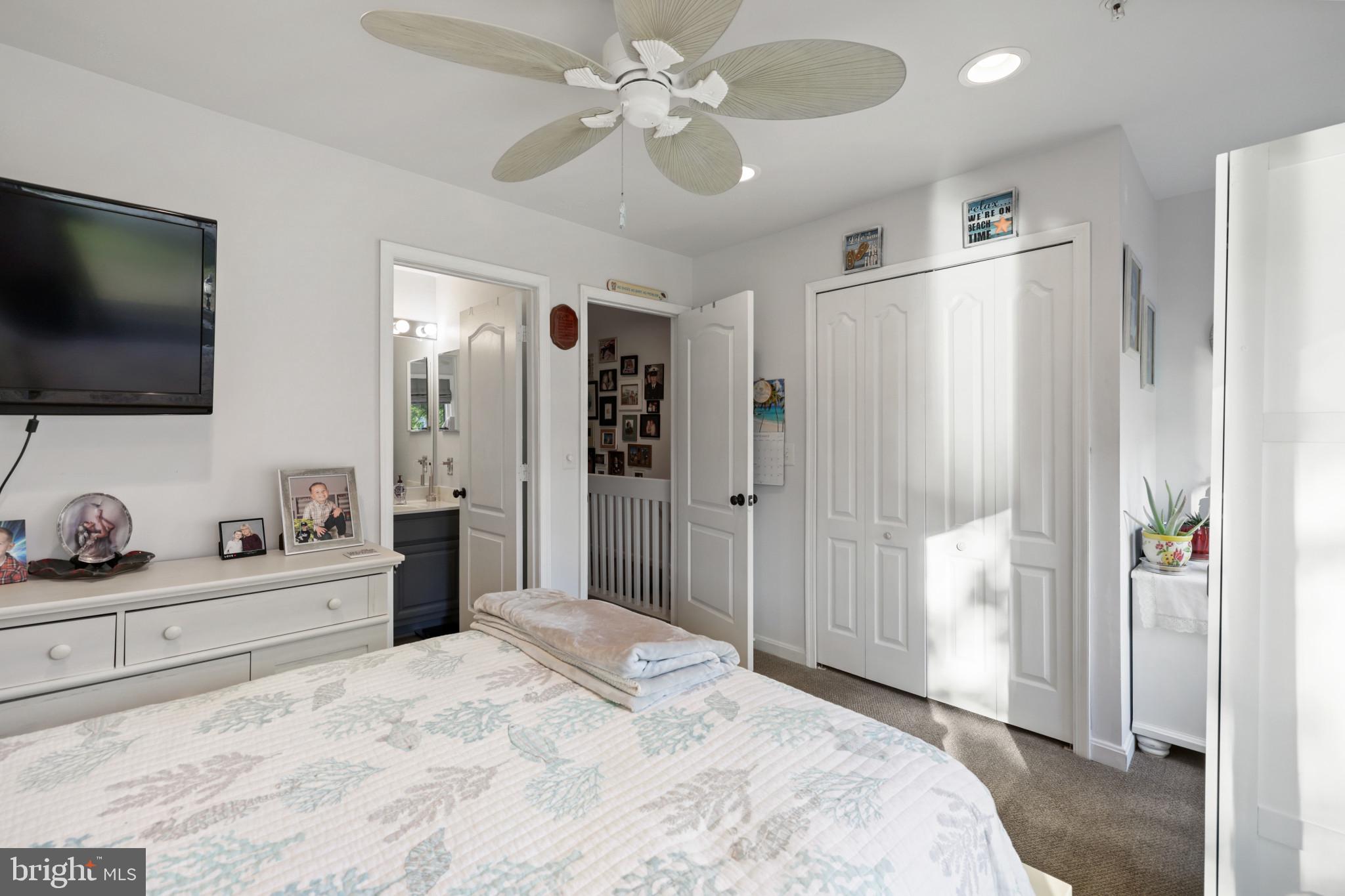 QUEENS LANDING - Residential