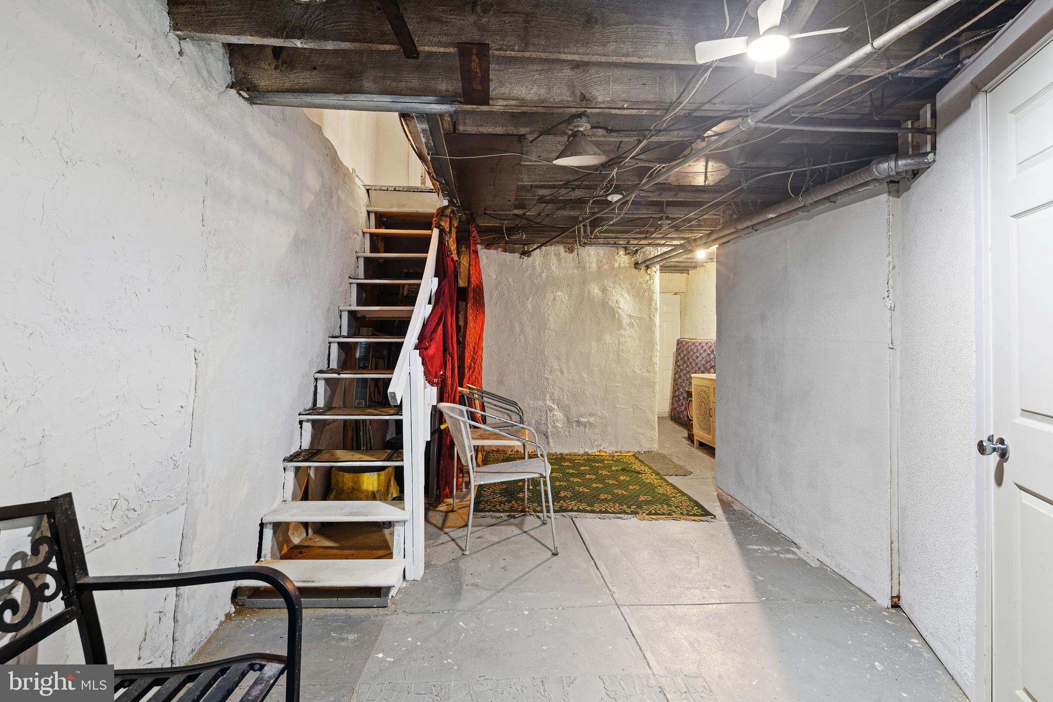 WEST OAK LANE - Residential