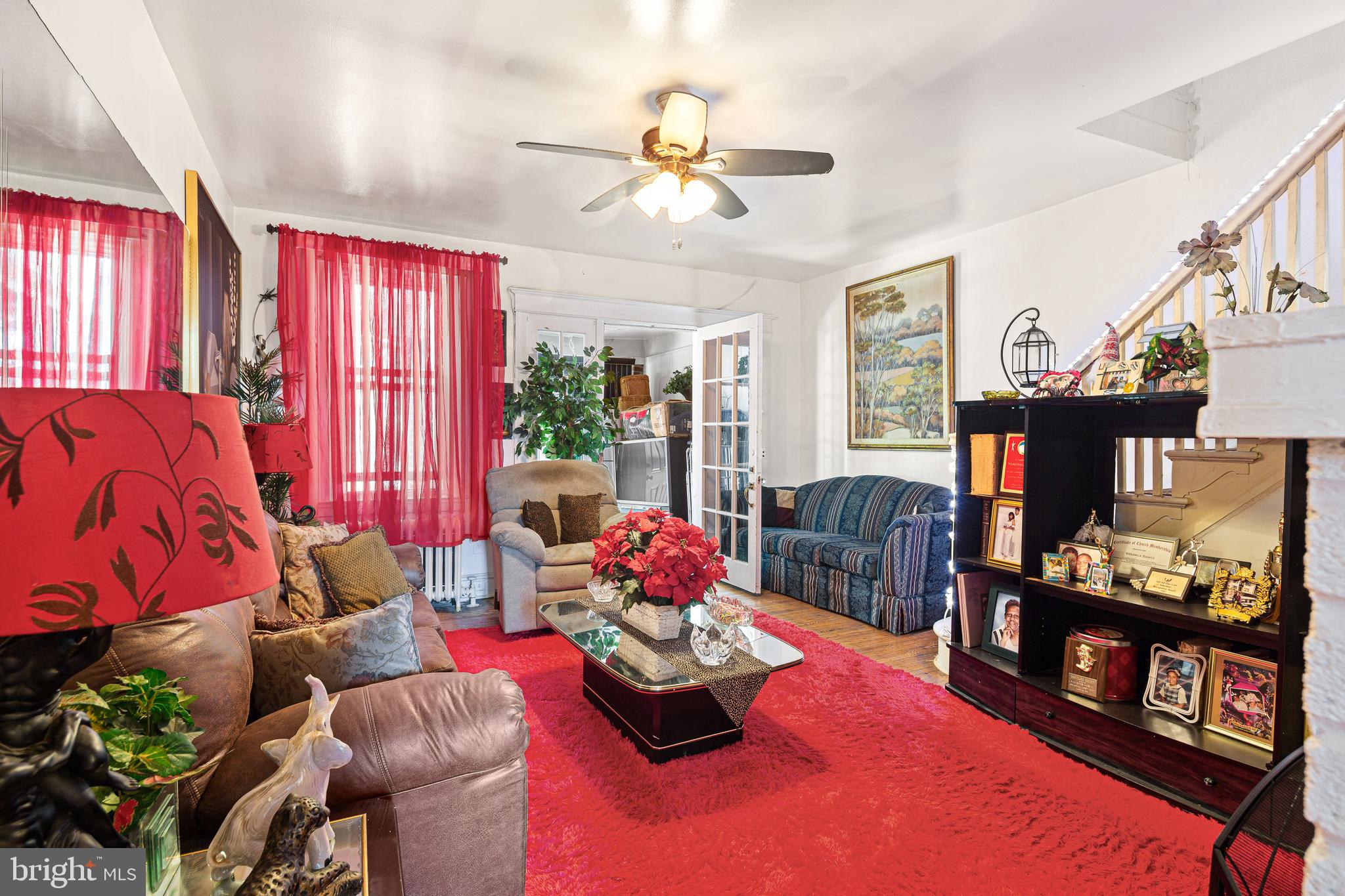 WEST OAK LANE - Residential