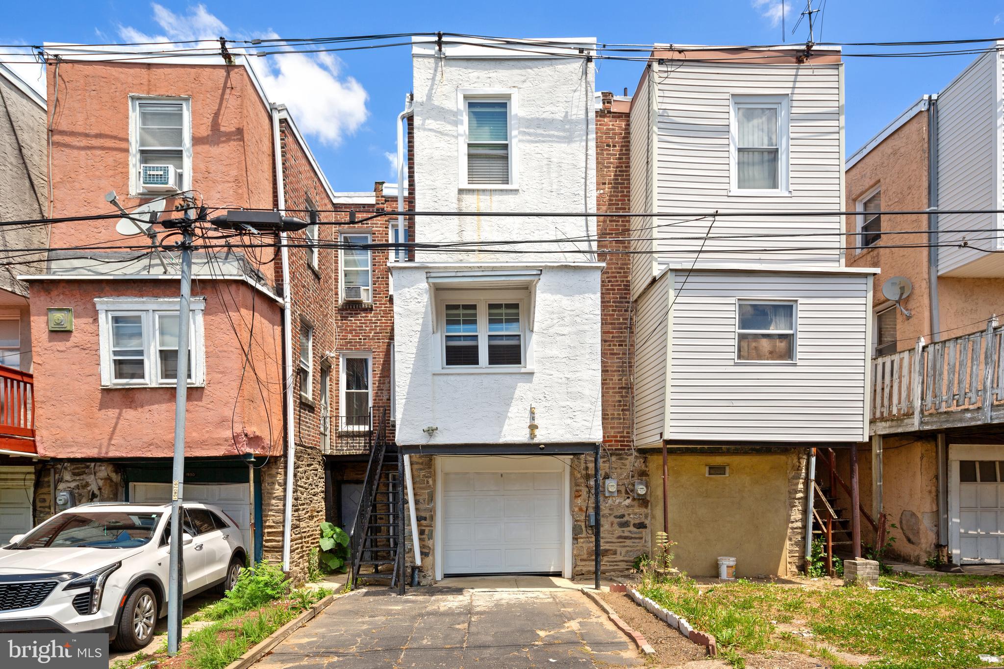 WEST OAK LANE - Residential