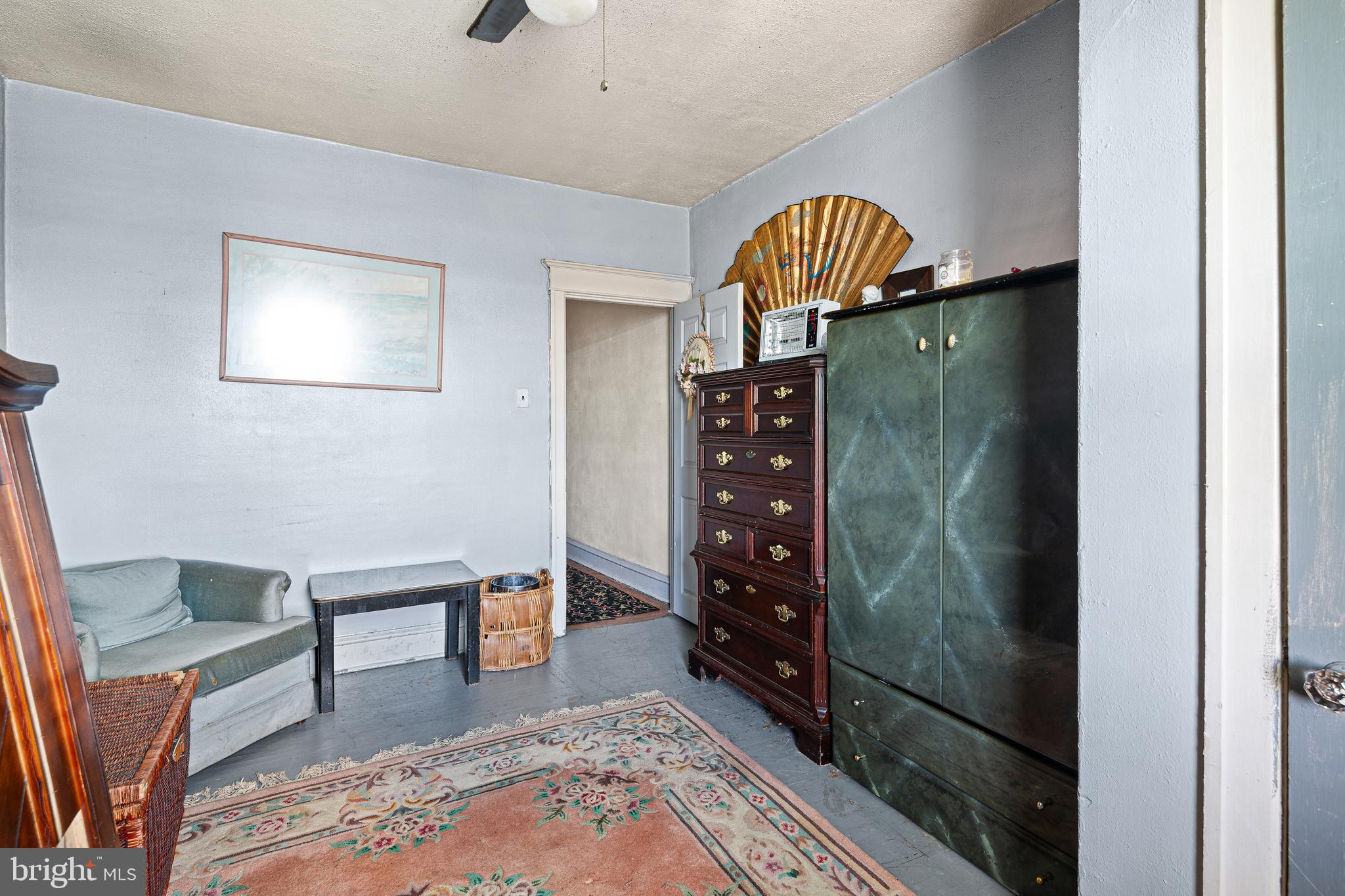 WEST OAK LANE - Residential