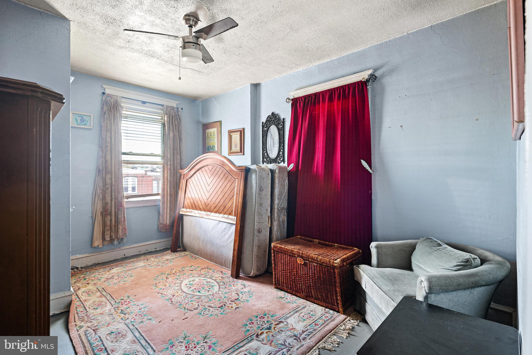 WEST OAK LANE - Residential