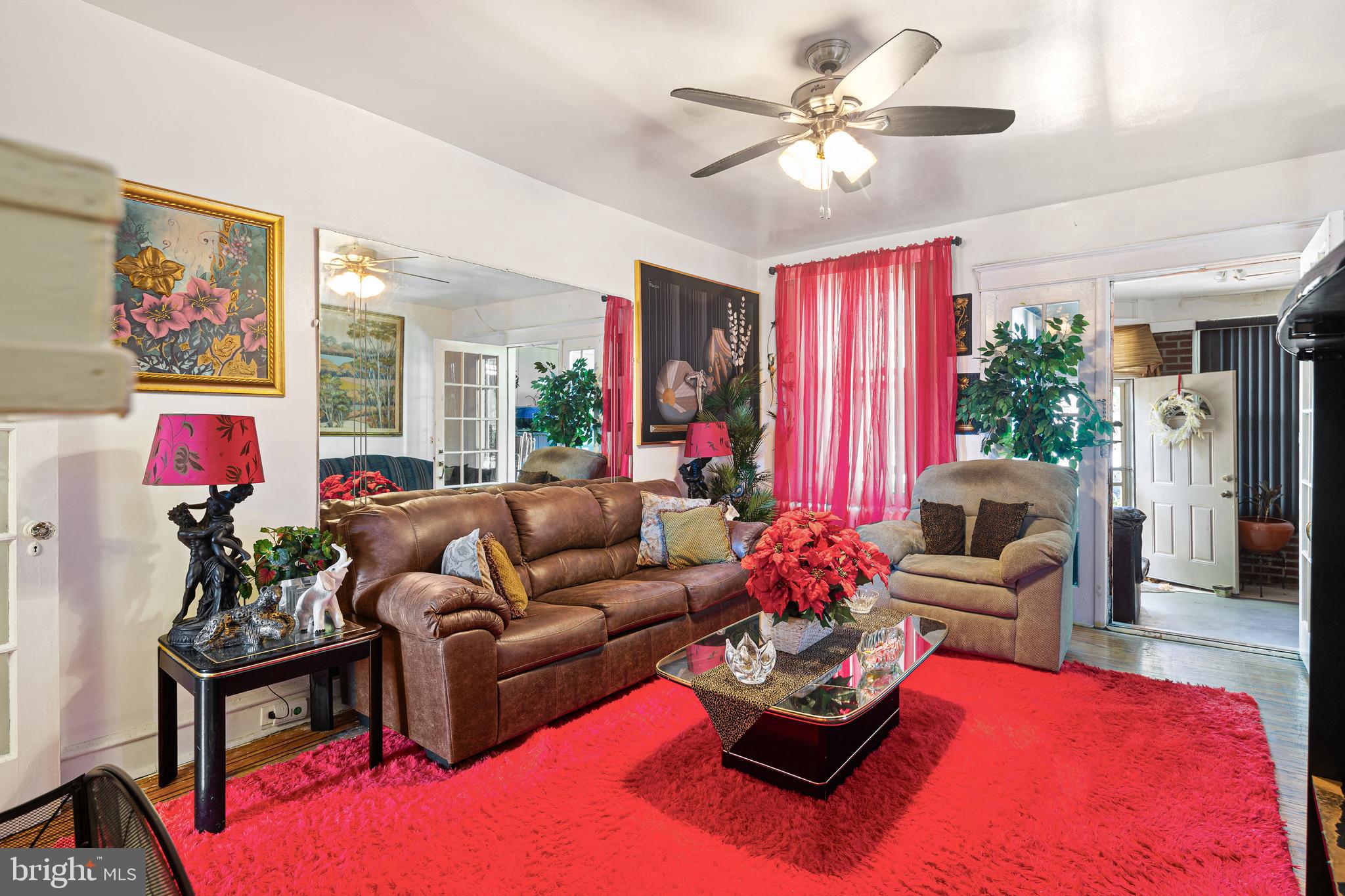 WEST OAK LANE - Residential