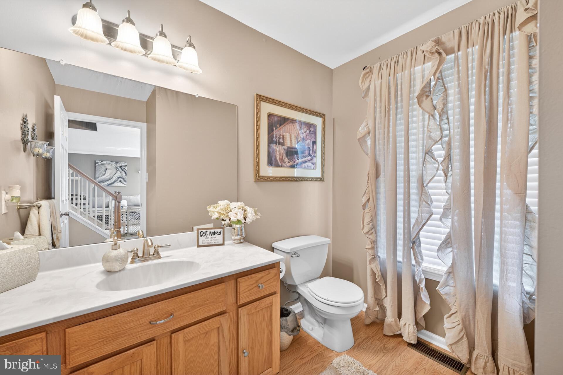 HUNTERS CROSSING - Residential