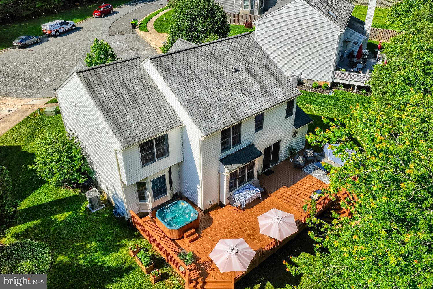 WOODLAND RUN - Residential