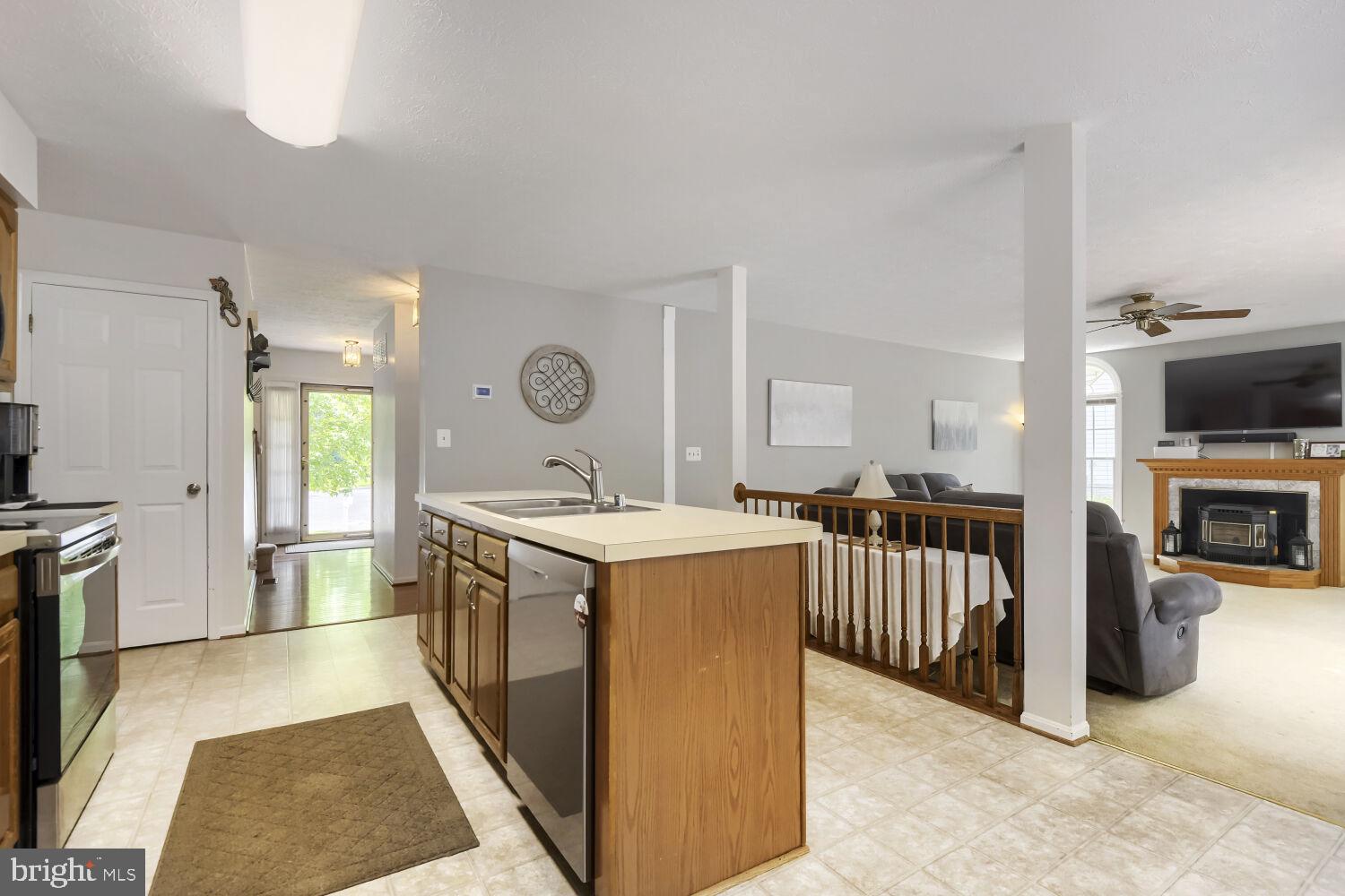 WOODLAND RUN - Residential