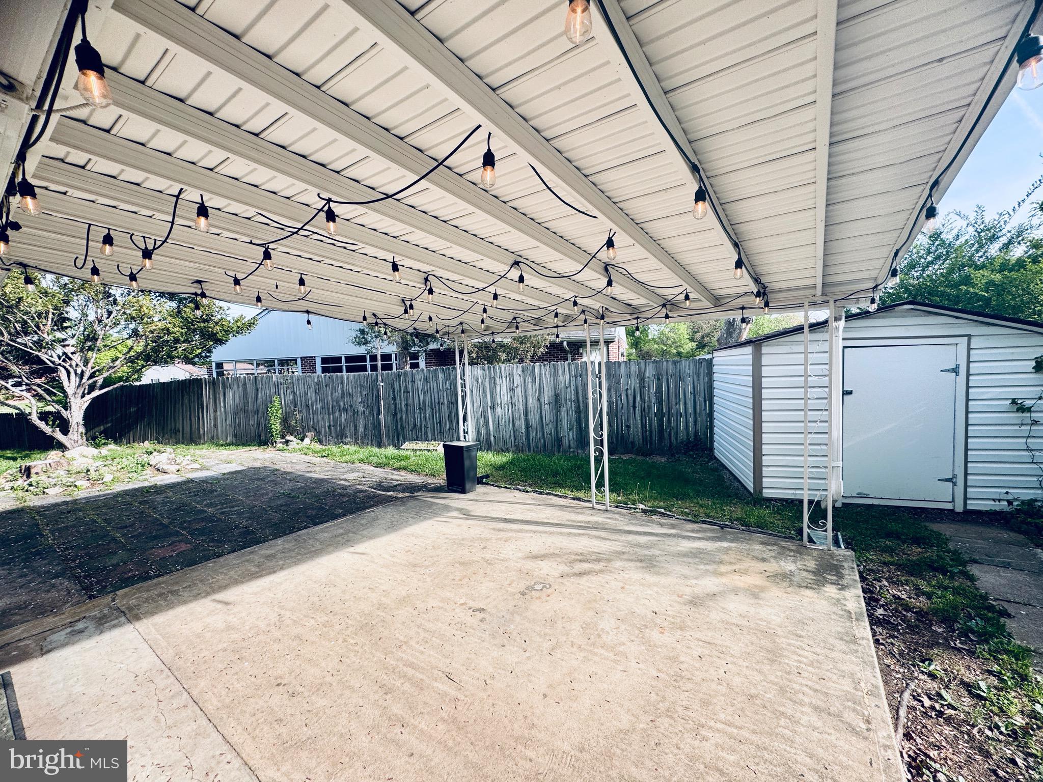 PARKLAWN - Residential Lease