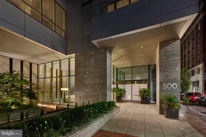 SOCIETY HILL - Residential