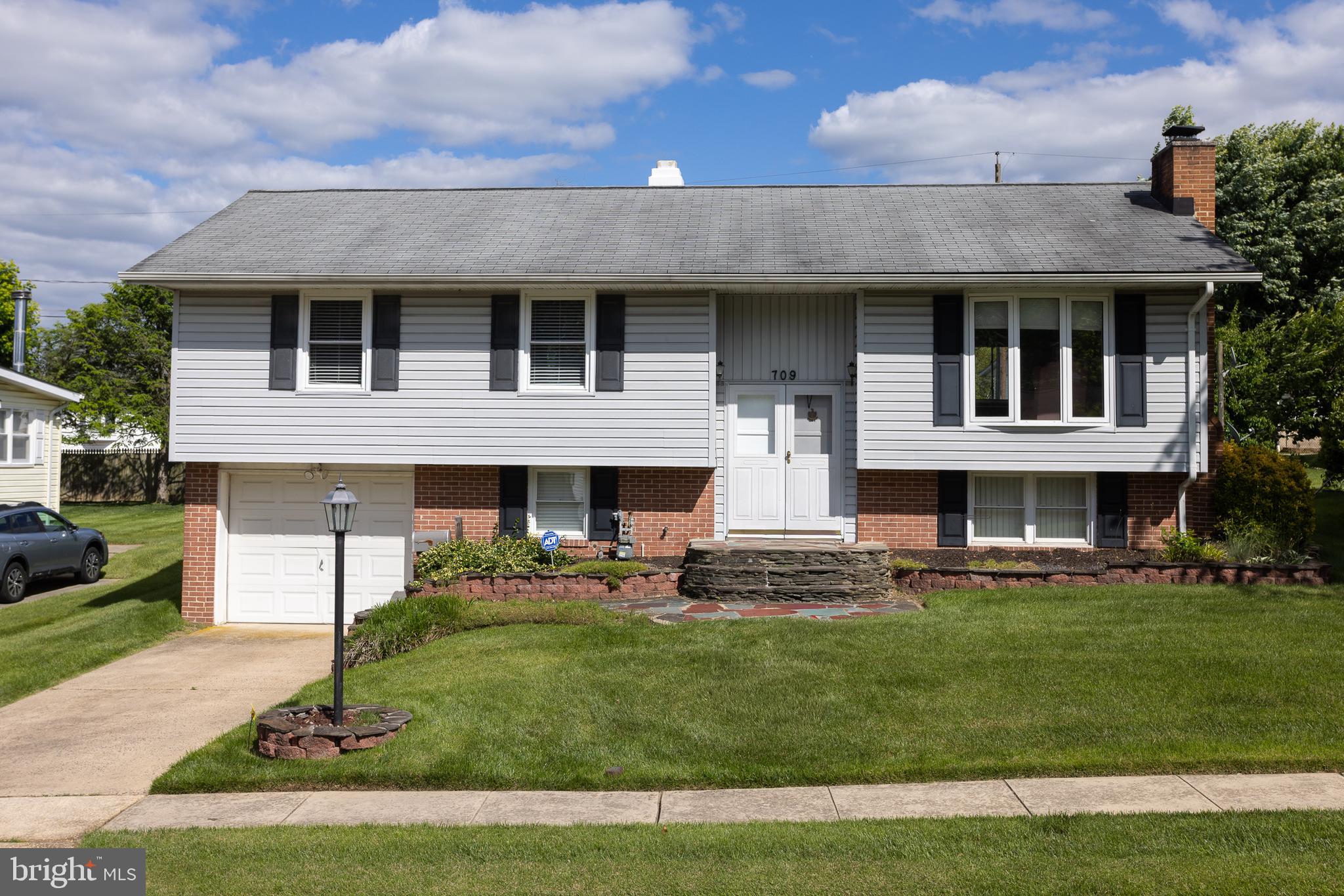 EDGEWOOD MEADOWS - Residential