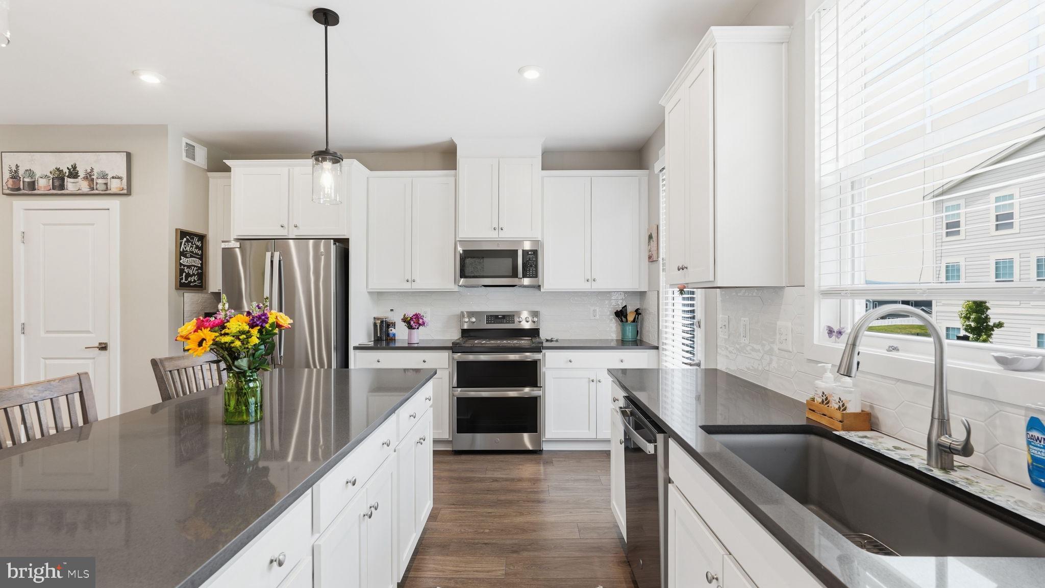 HERITAGE AT MARSHALL - Residential