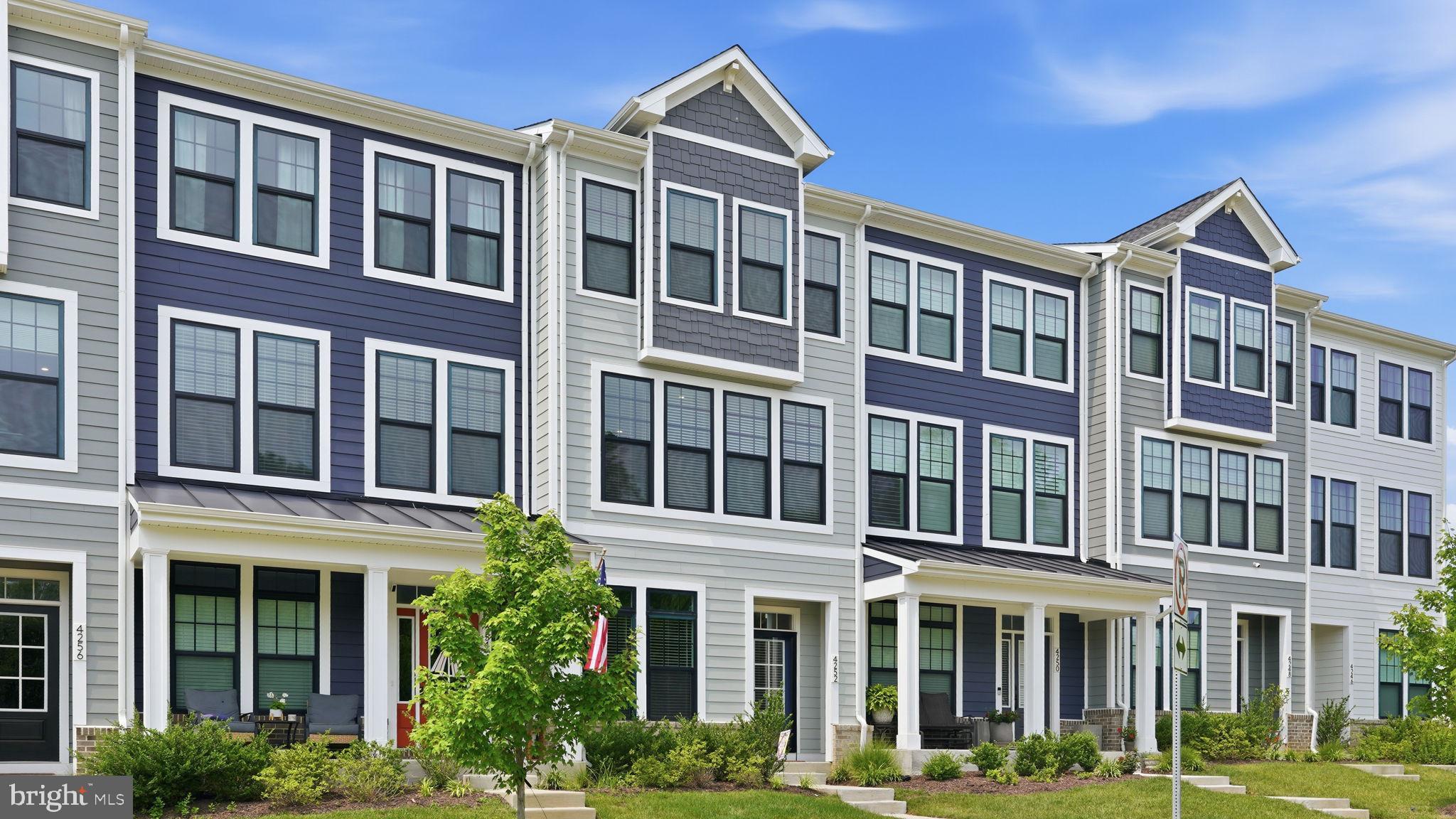 HERITAGE AT MARSHALL - Residential