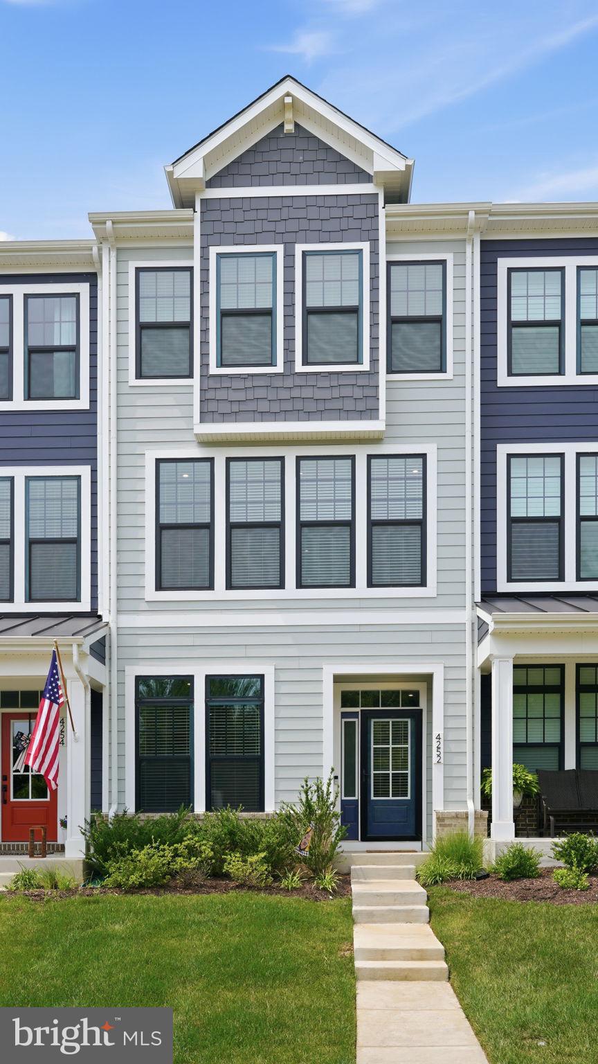 HERITAGE AT MARSHALL - Residential