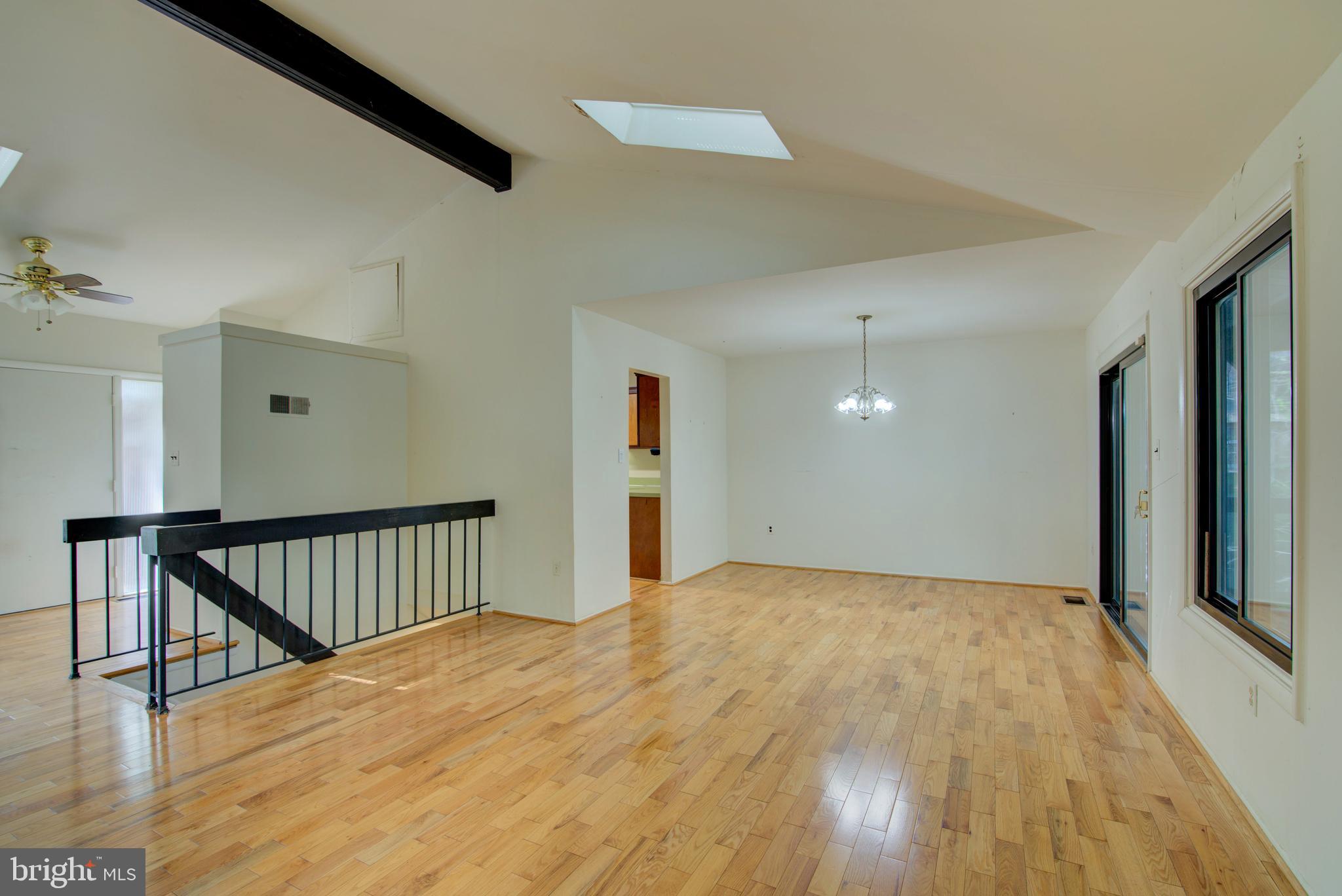 LAKE RIDGE - Residential