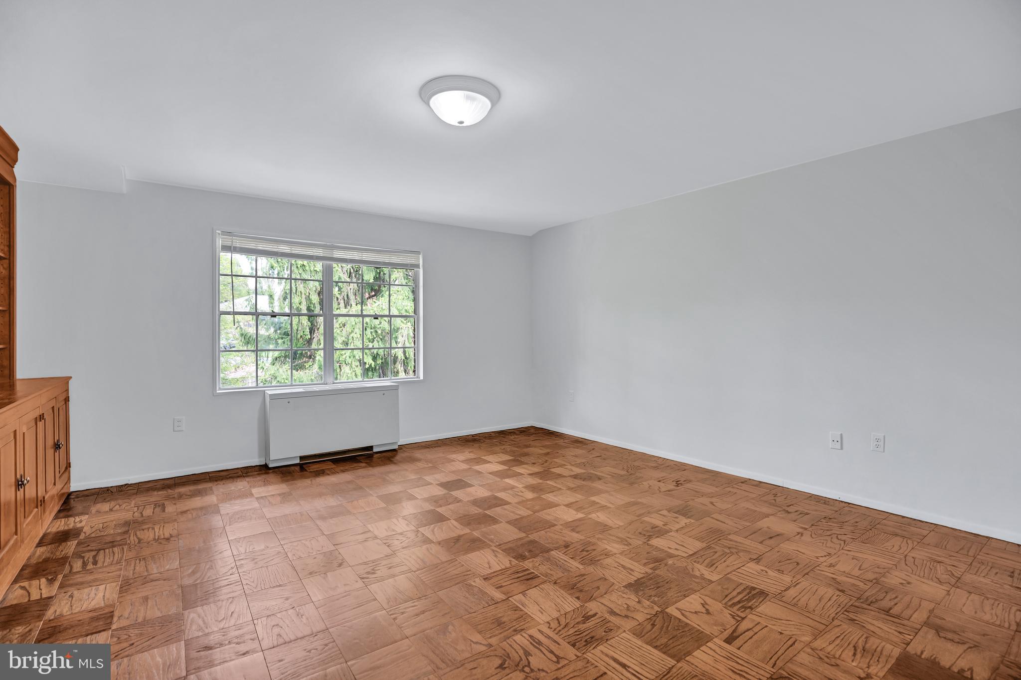 KENWOOD PLACE - Residential