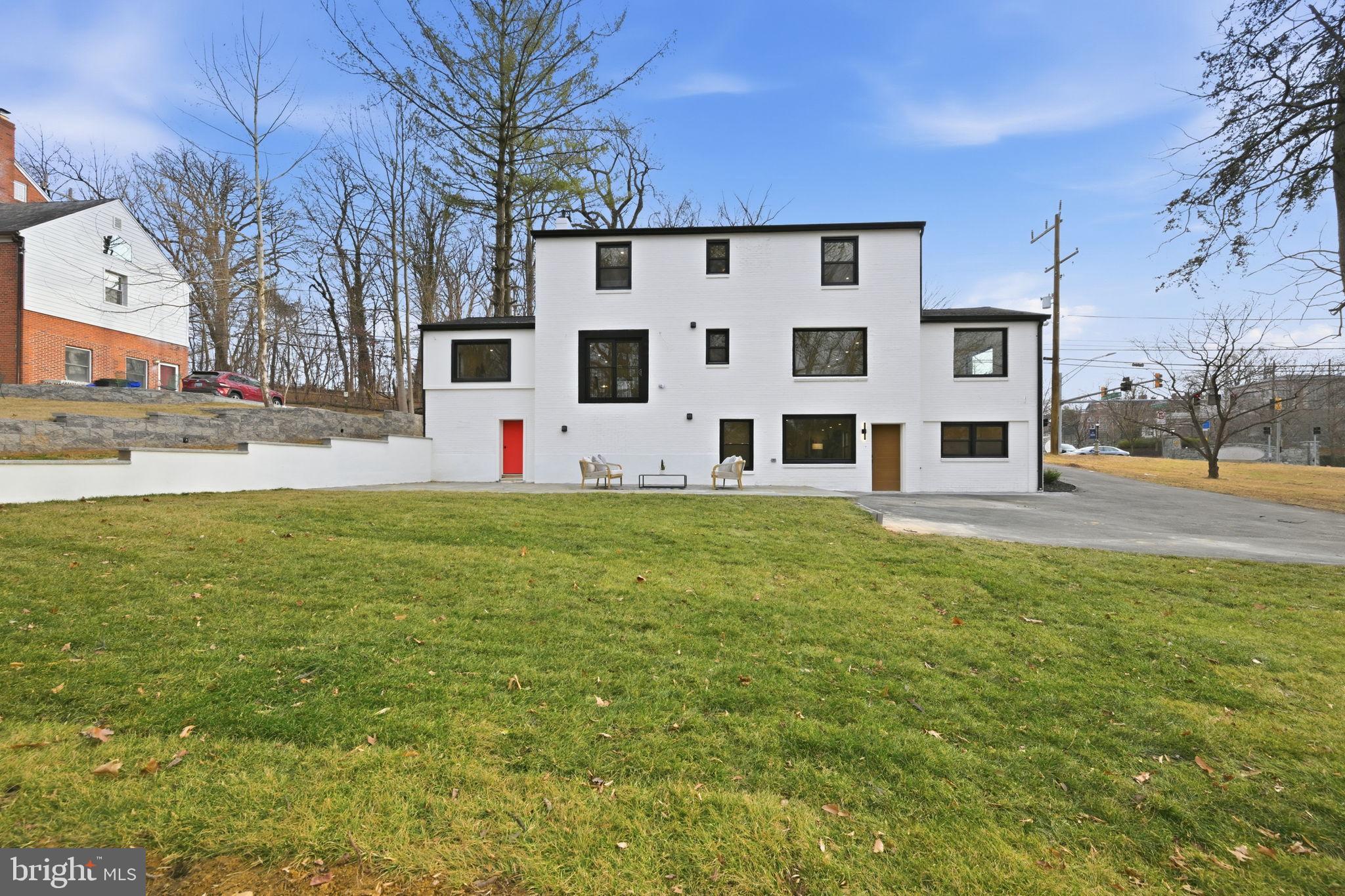 LOCUST HILL ESTATES - Residential
