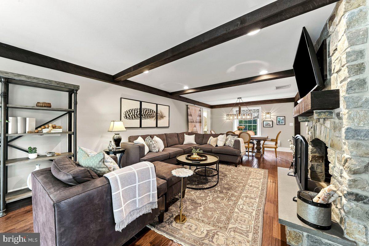 NORTH HILL - Residential