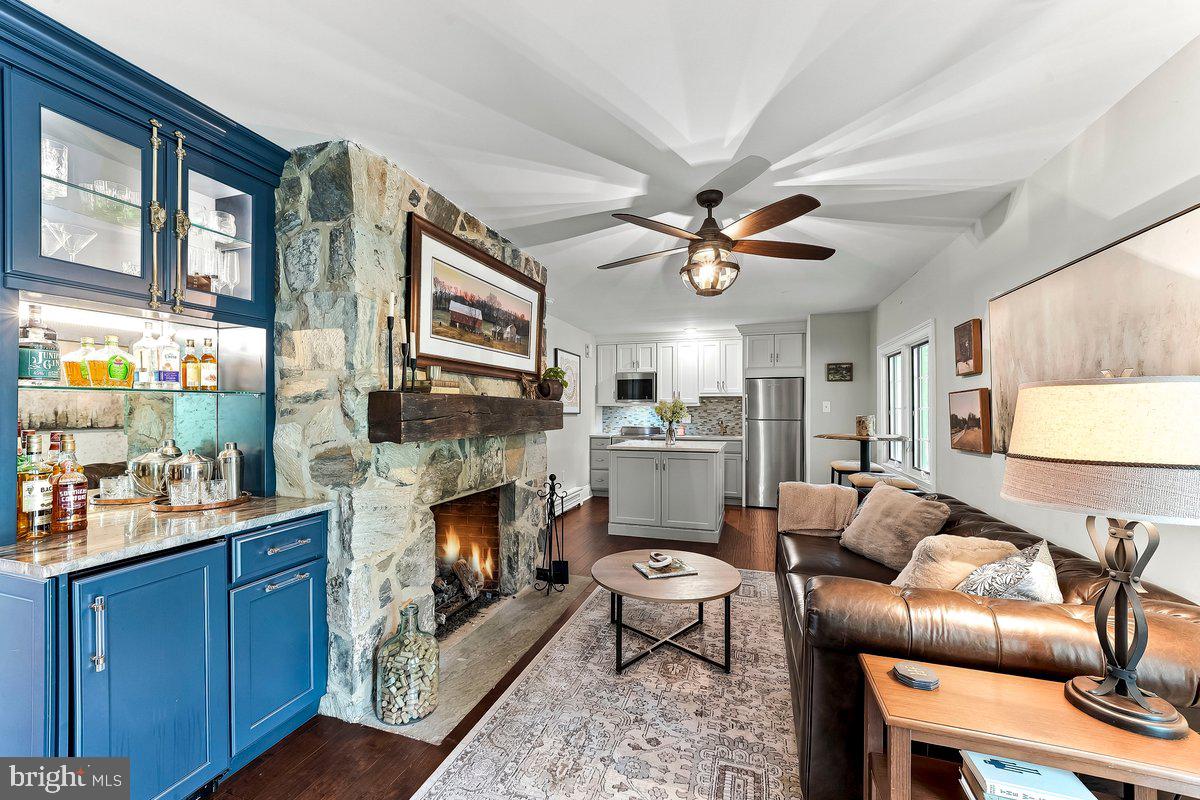 NORTH HILL - Residential
