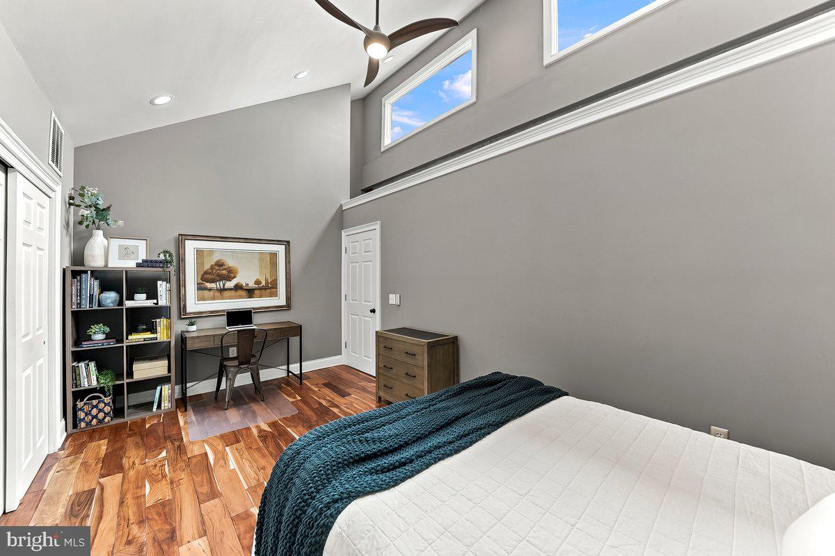NORTH HILL - Residential