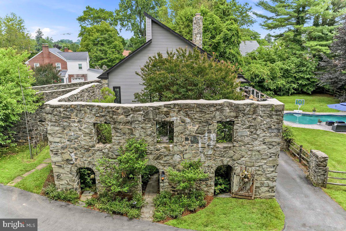 NORTH HILL - Residential