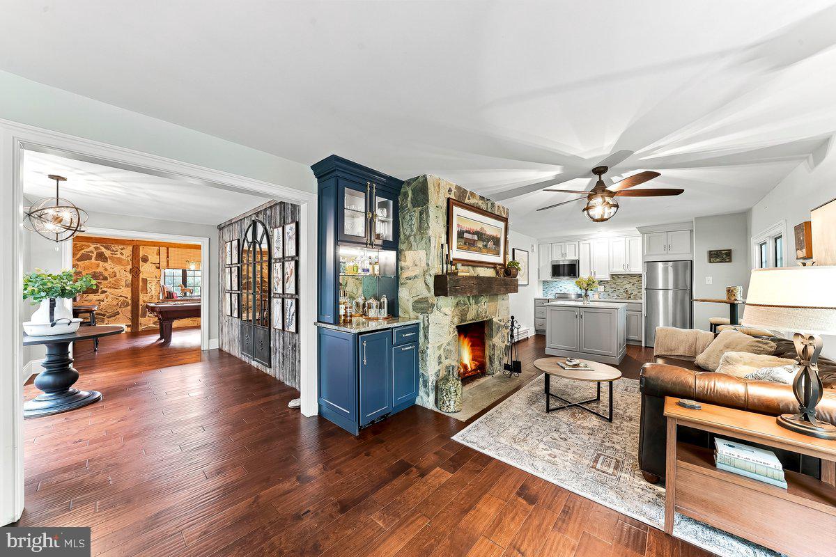 NORTH HILL - Residential