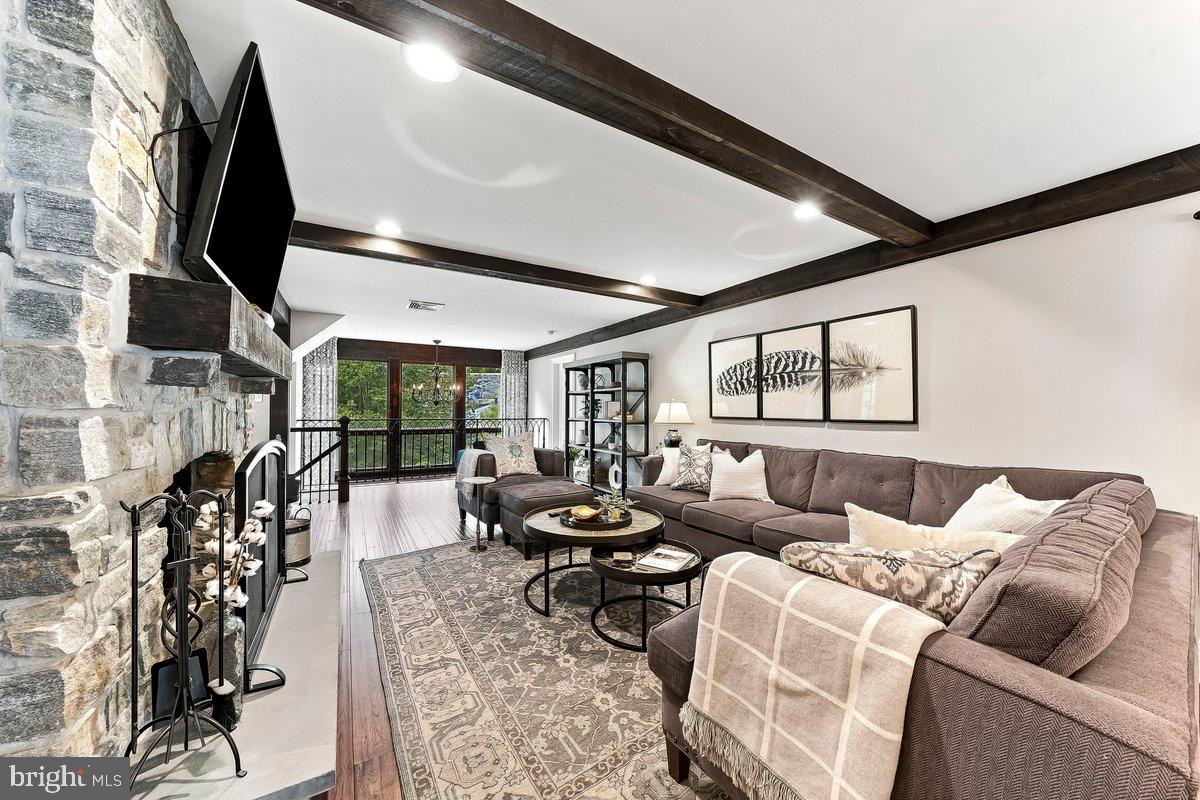 NORTH HILL - Residential
