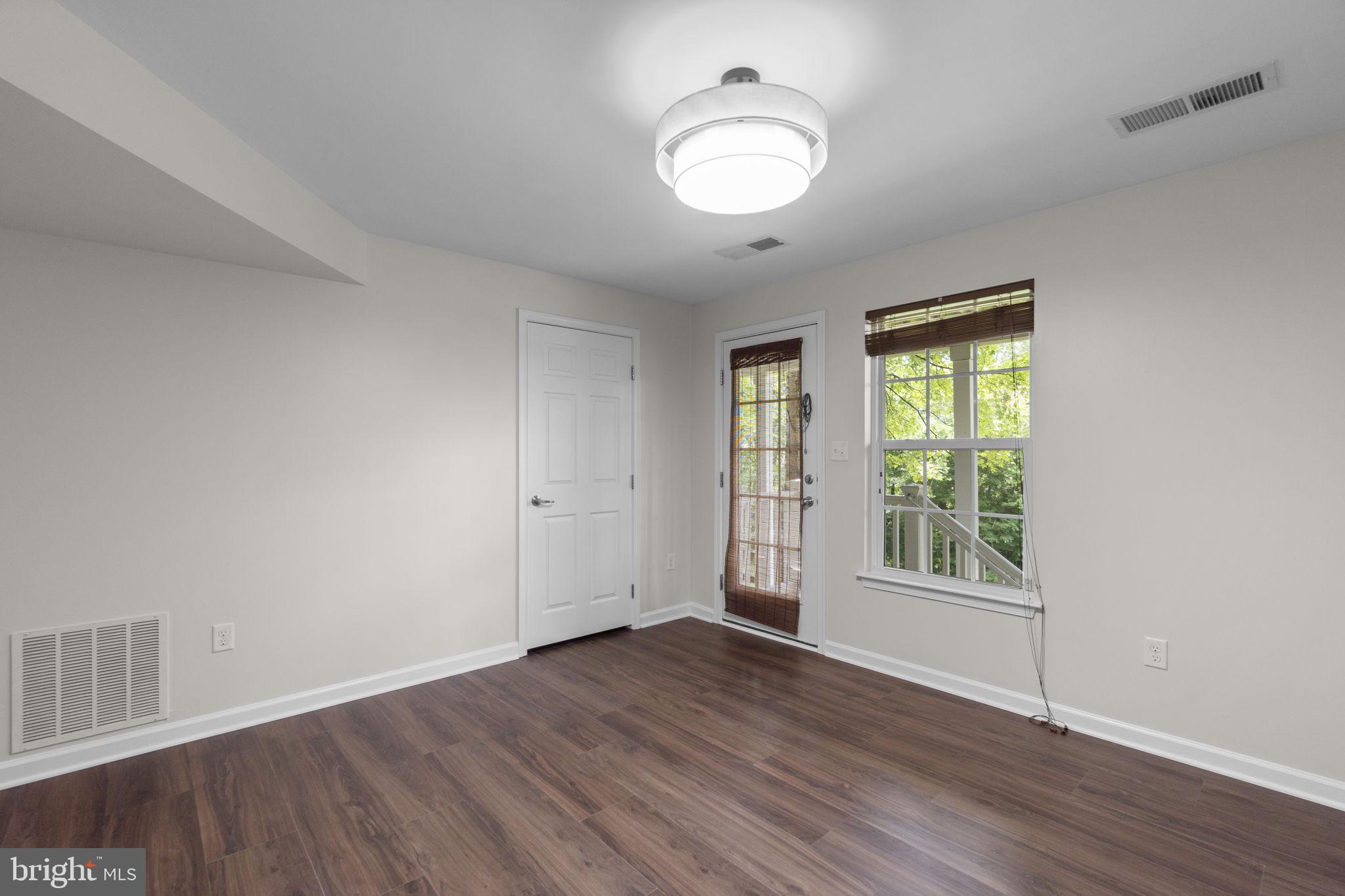 DORSEY CROSSING - Residential