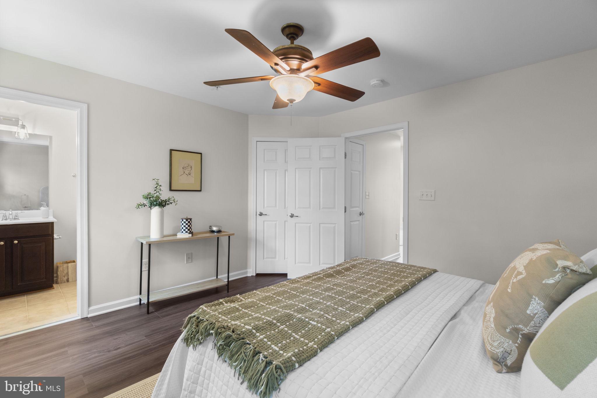 DORSEY CROSSING - Residential