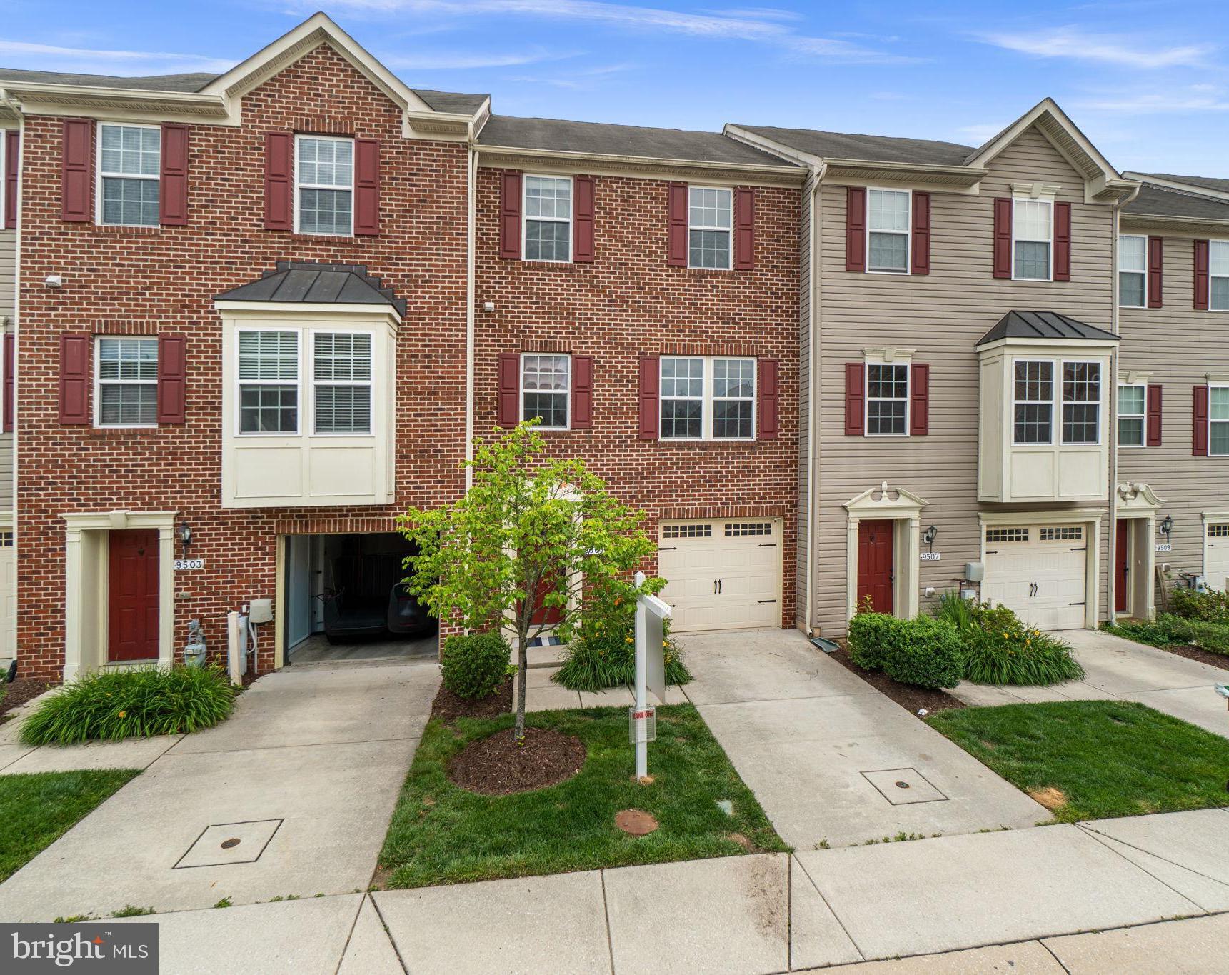 DORSEY CROSSING - Residential