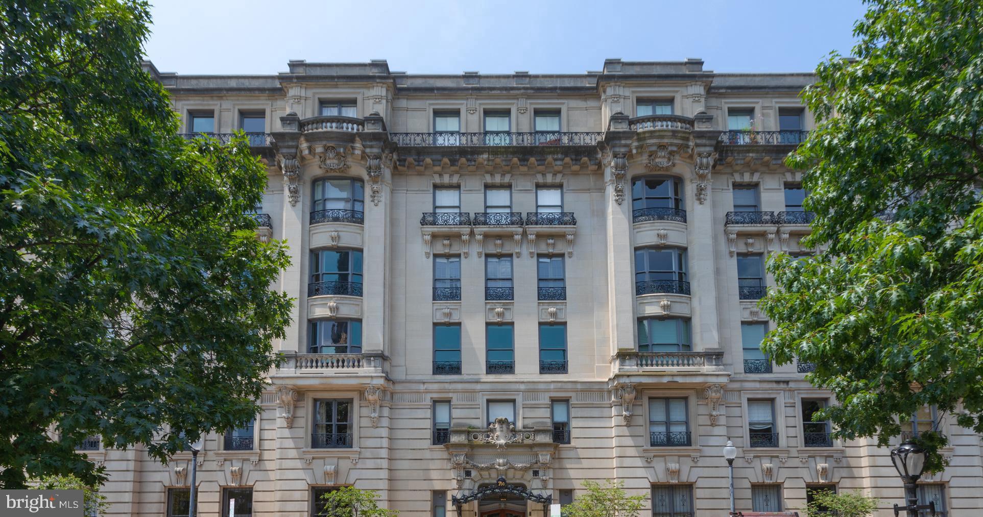 MOUNT VERNON PLACE HISTORIC DISTRICT - Residential