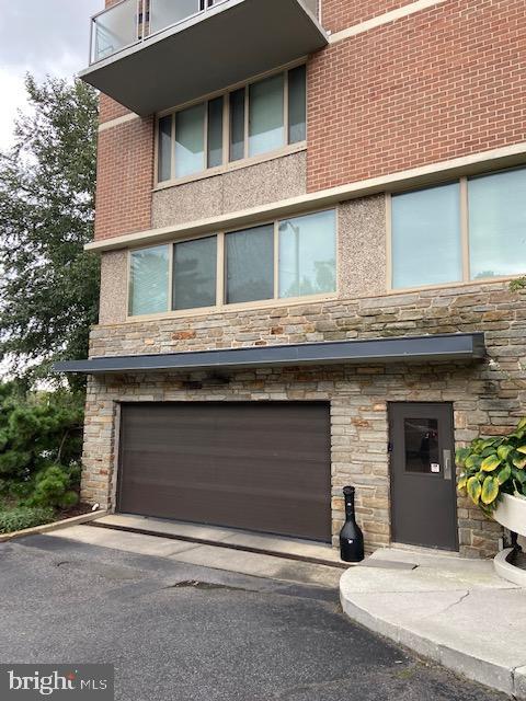 CHARLES VILLAGE - Residential