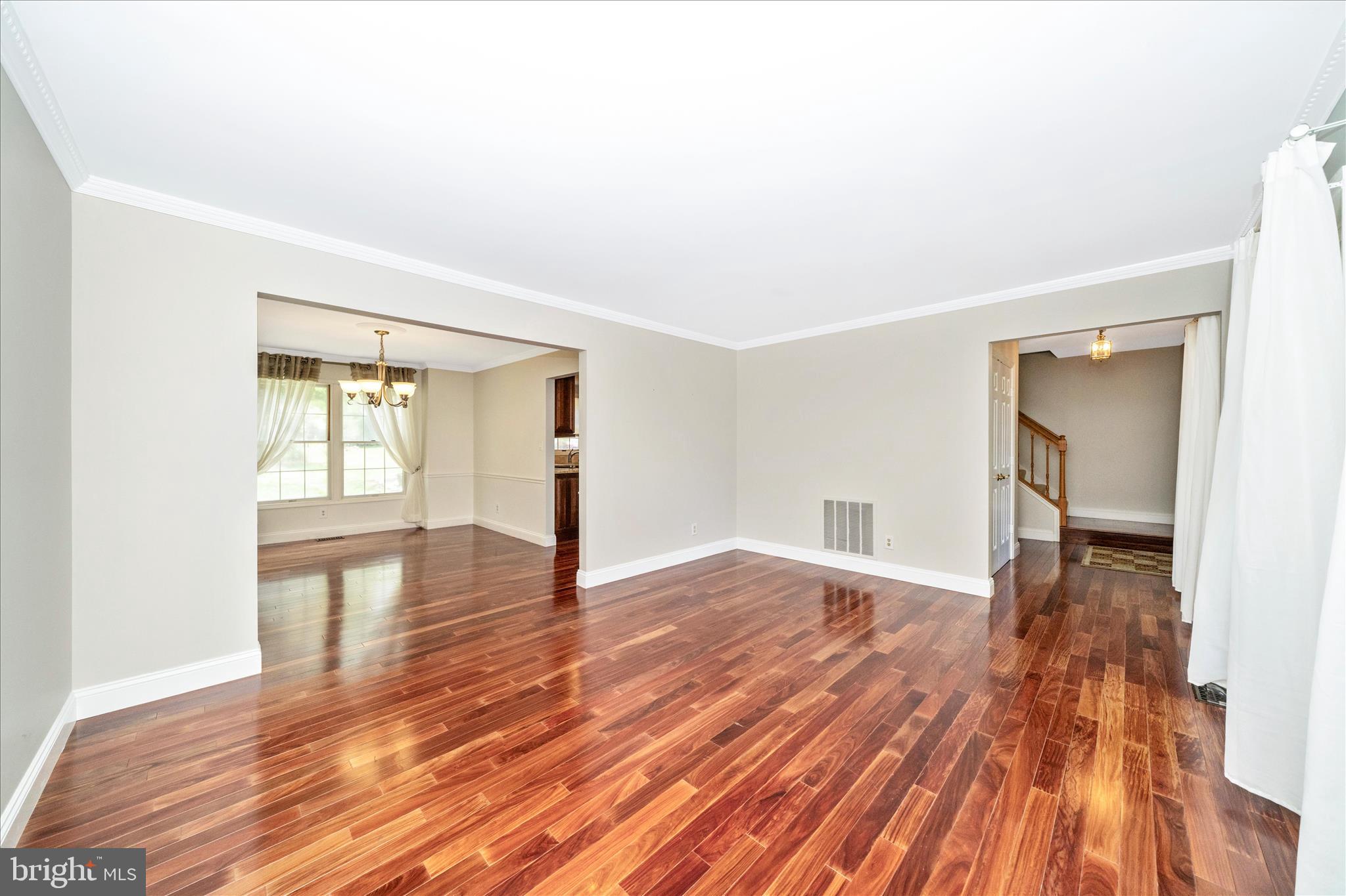 NORBECK MANOR - Residential