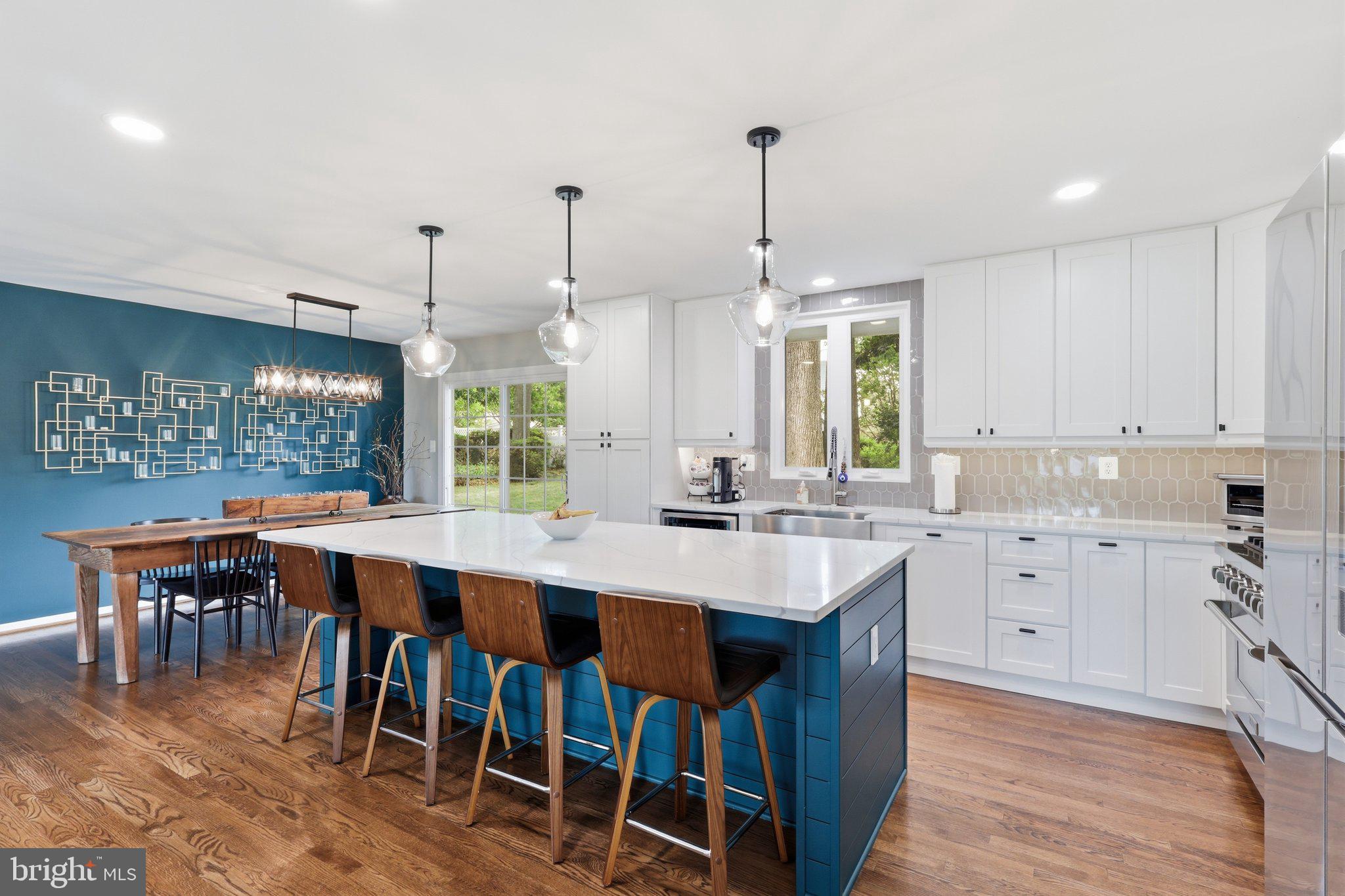 WEST SPRINGFIELD - Residential