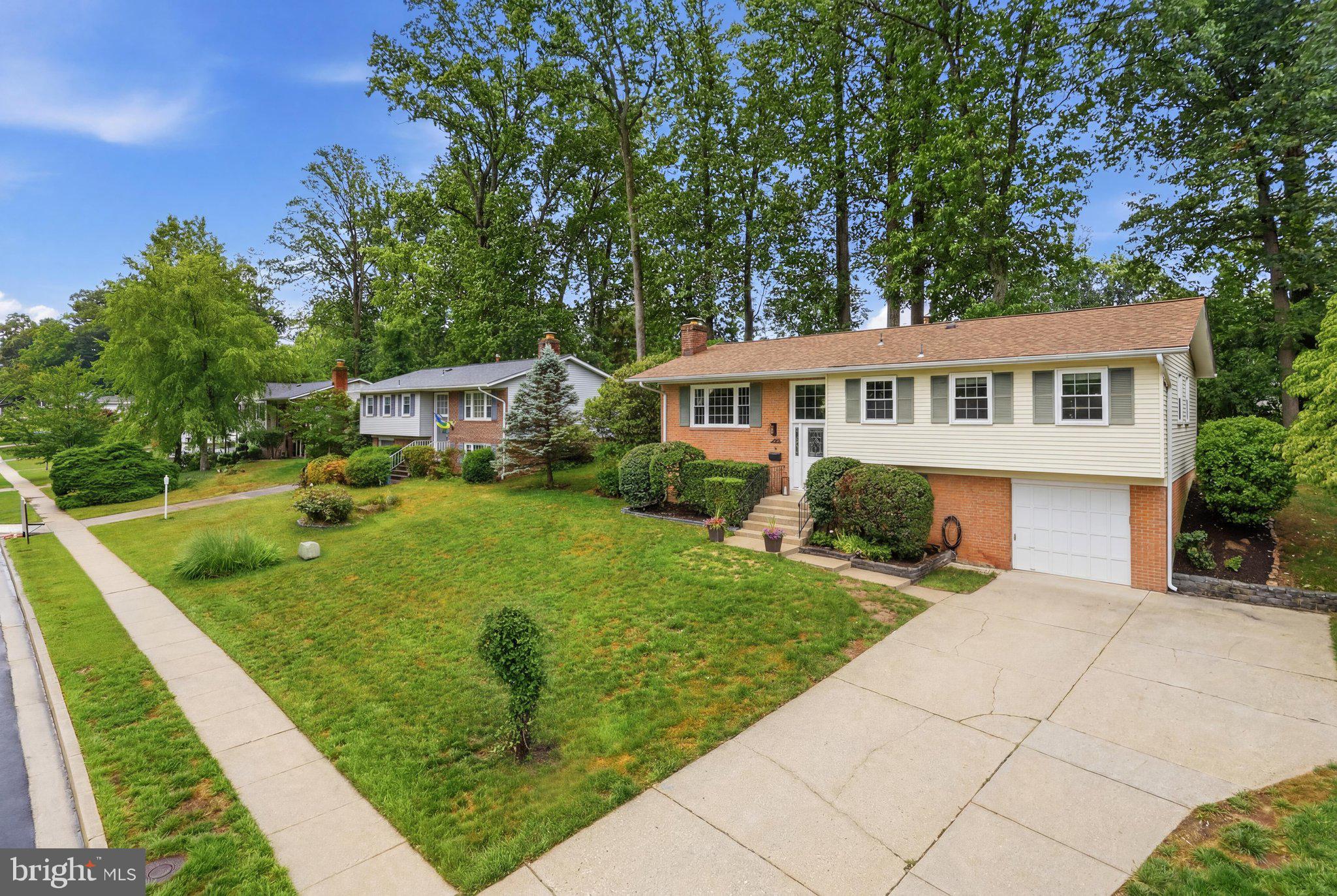 WEST SPRINGFIELD - Residential