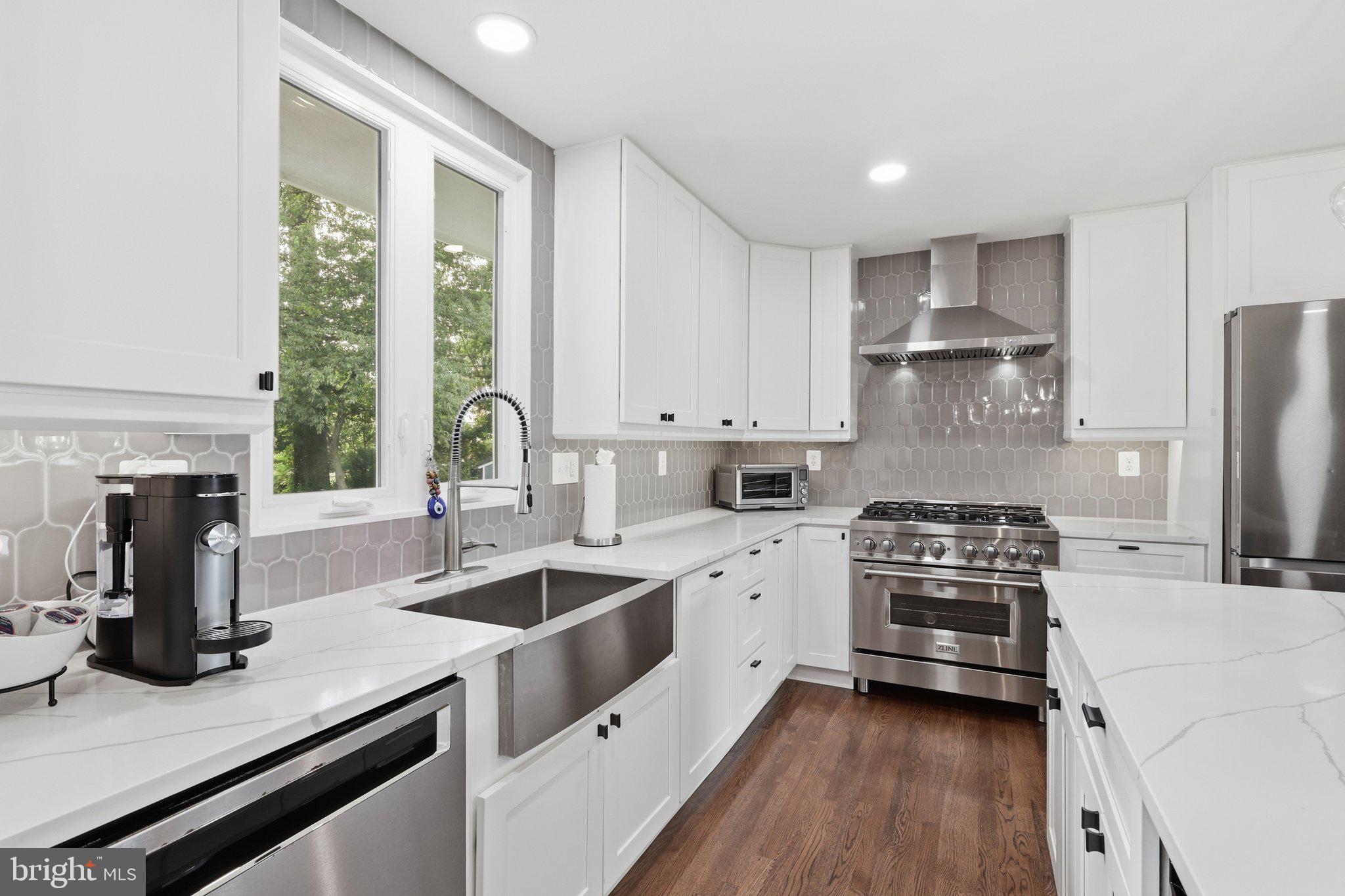 WEST SPRINGFIELD - Residential