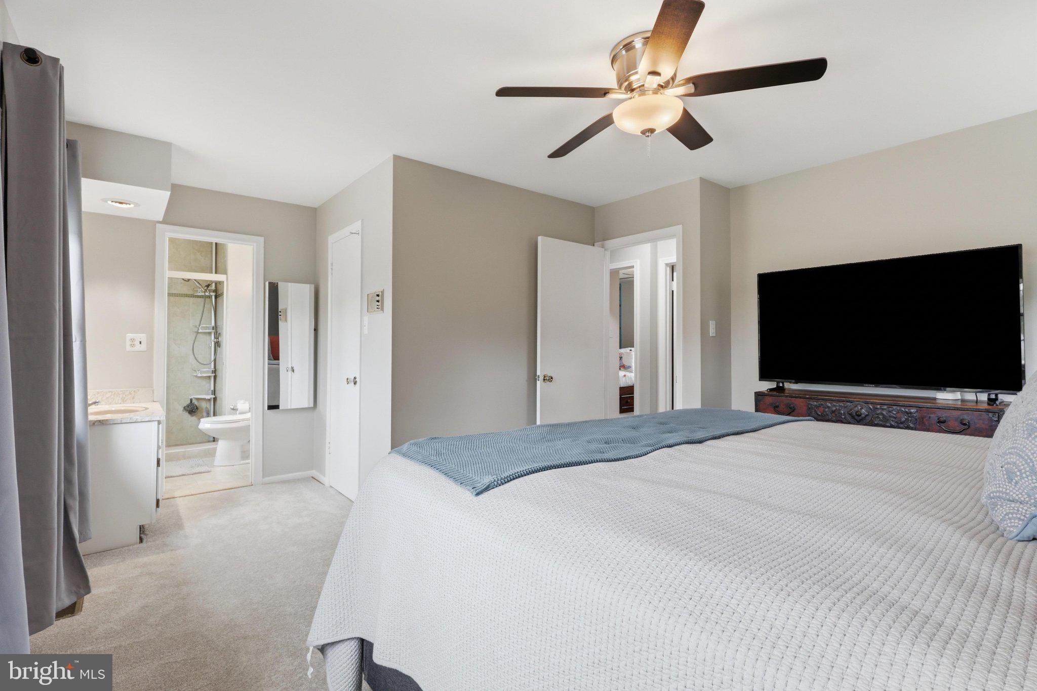 WEST SPRINGFIELD - Residential