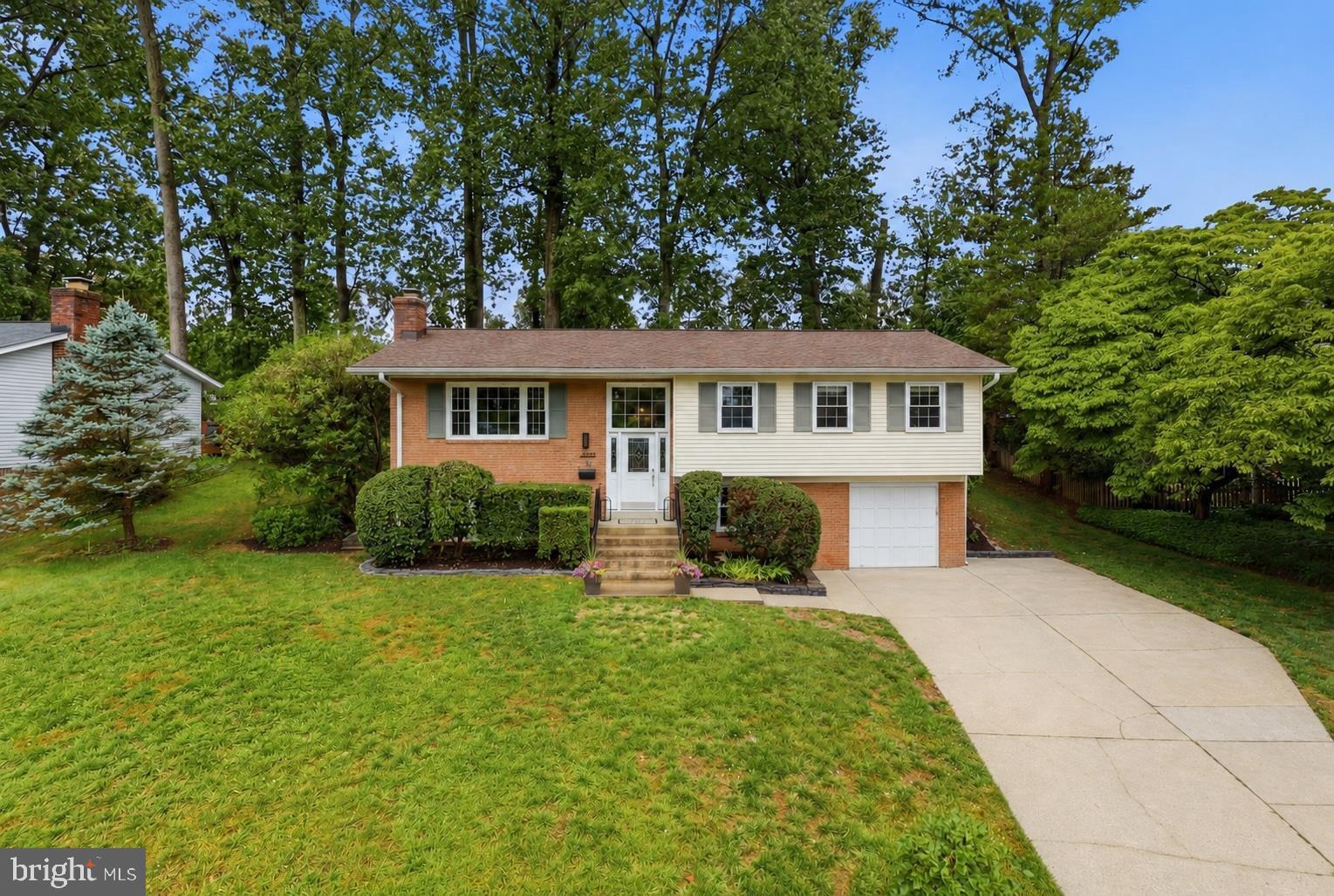 WEST SPRINGFIELD - Residential
