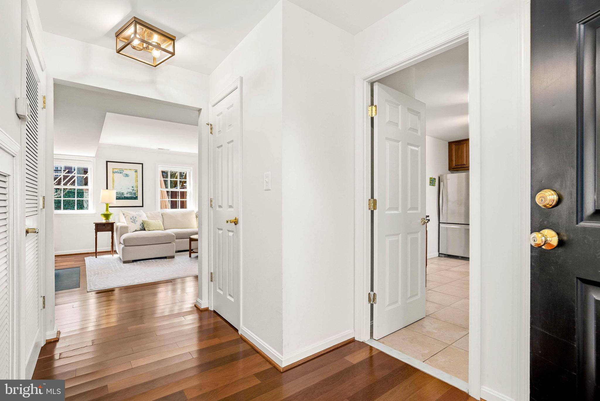 KENWOOD FOREST - Residential