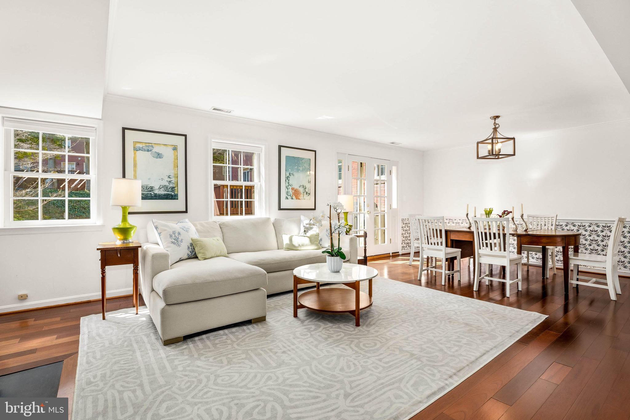 KENWOOD FOREST - Residential
