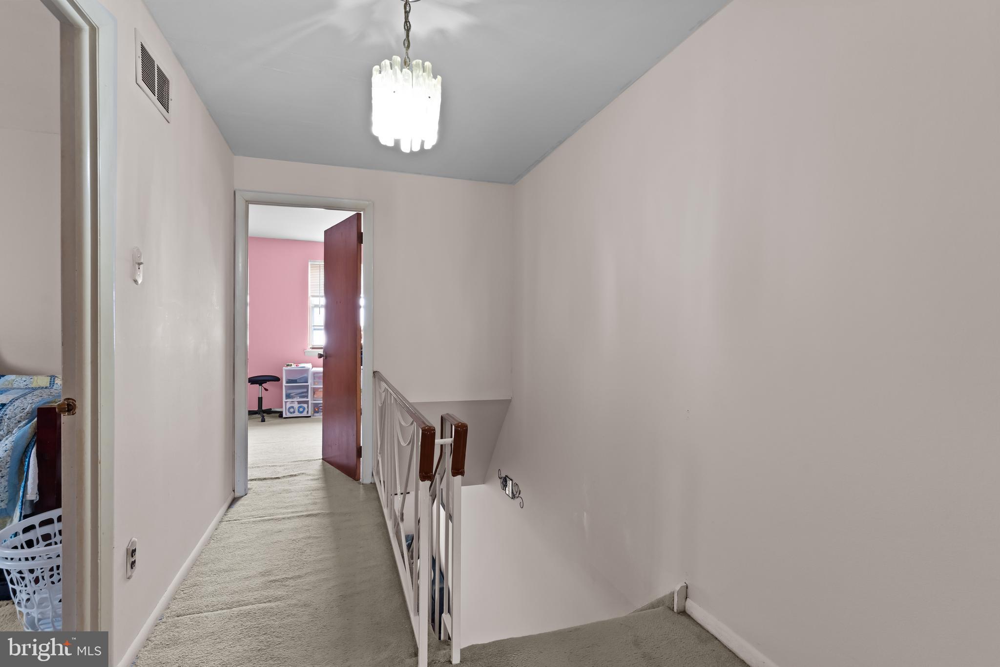 SOMERTON - Residential