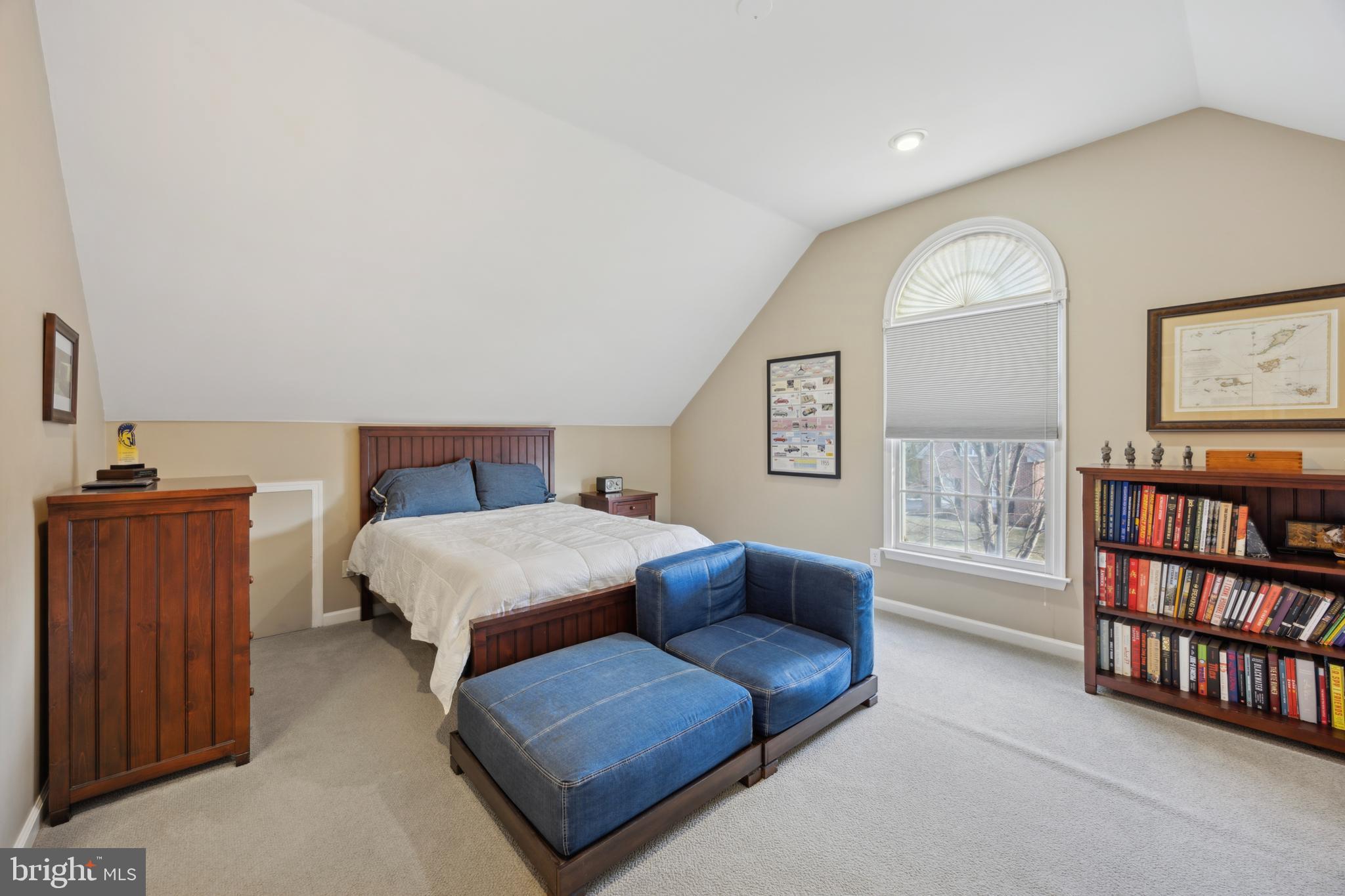 BLUE BELL CC - Residential