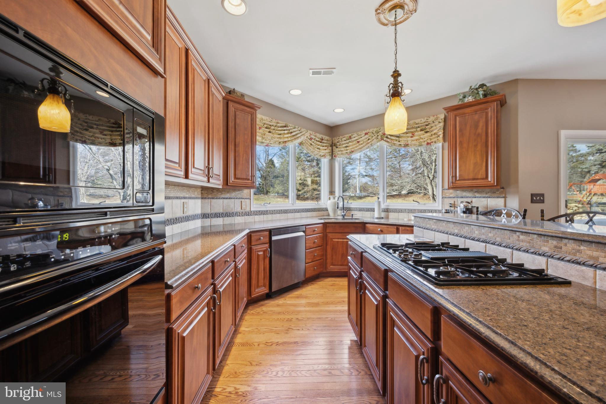BLUE BELL CC - Residential